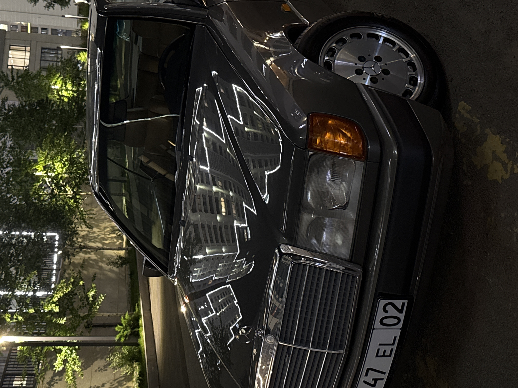 Mercedes-Benz sedan photographed on Almaty street draws attention