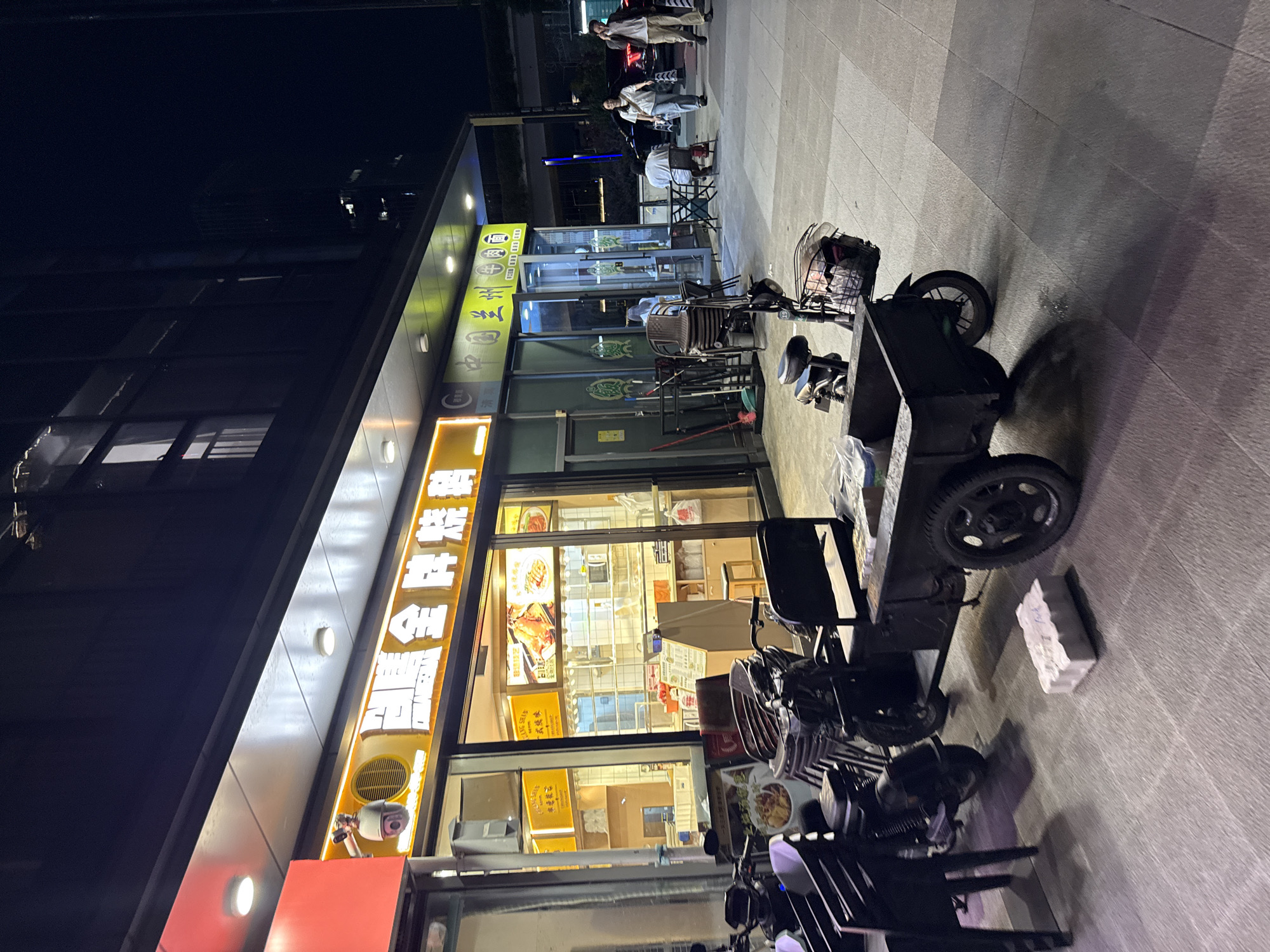 Nighttime urban scenes documented across Guangzhou districts June 9