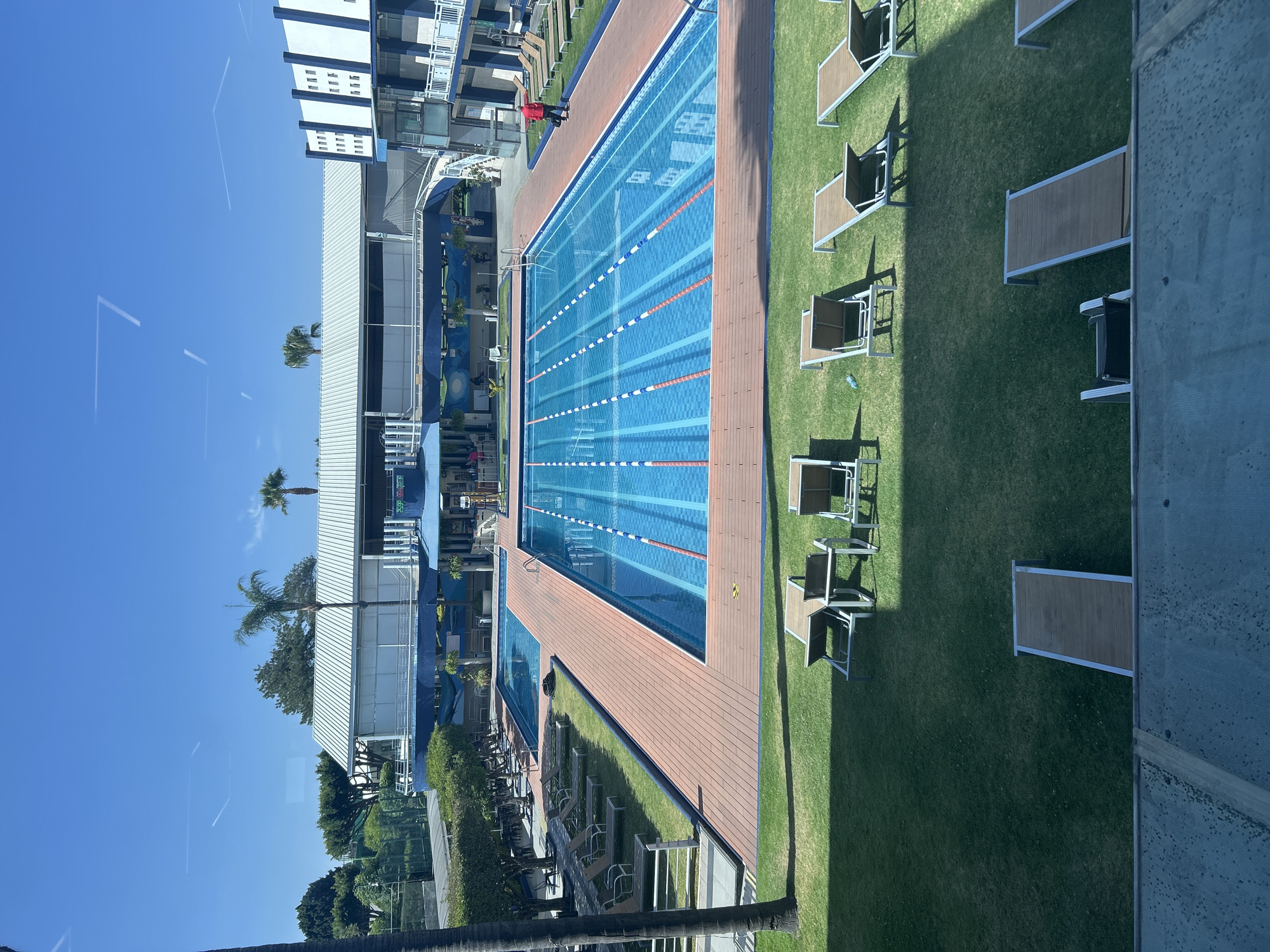 Fitness facility with pool complex documented in Puebla