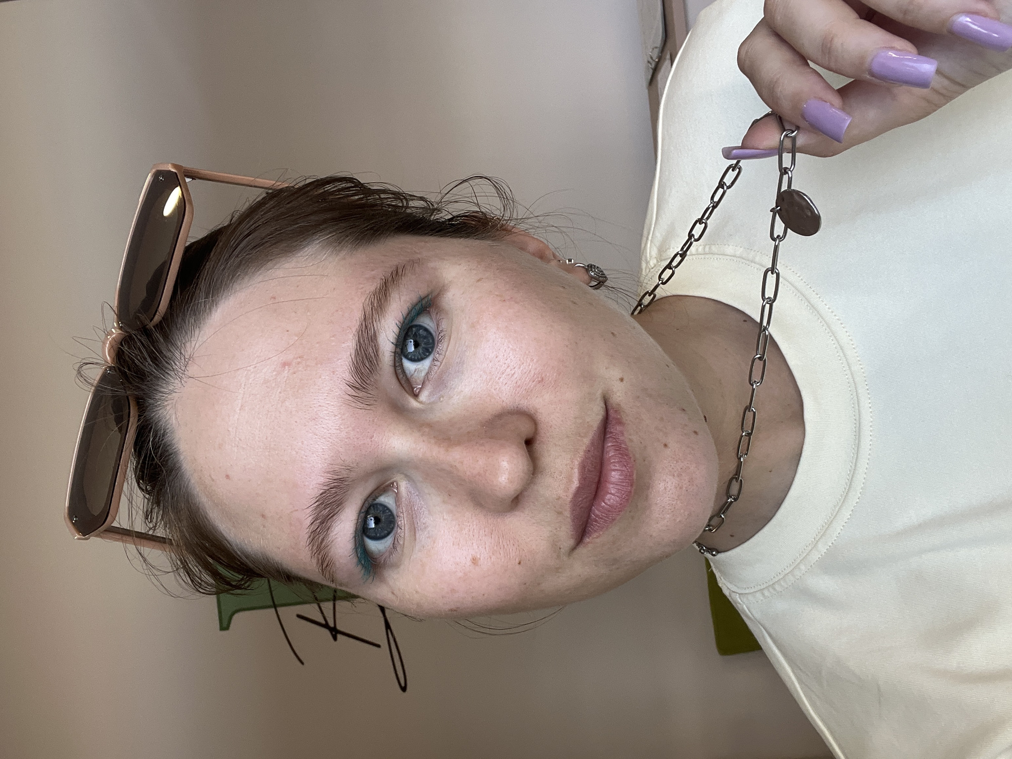 Woman documents makeup experiment and coffee break in Podgorica