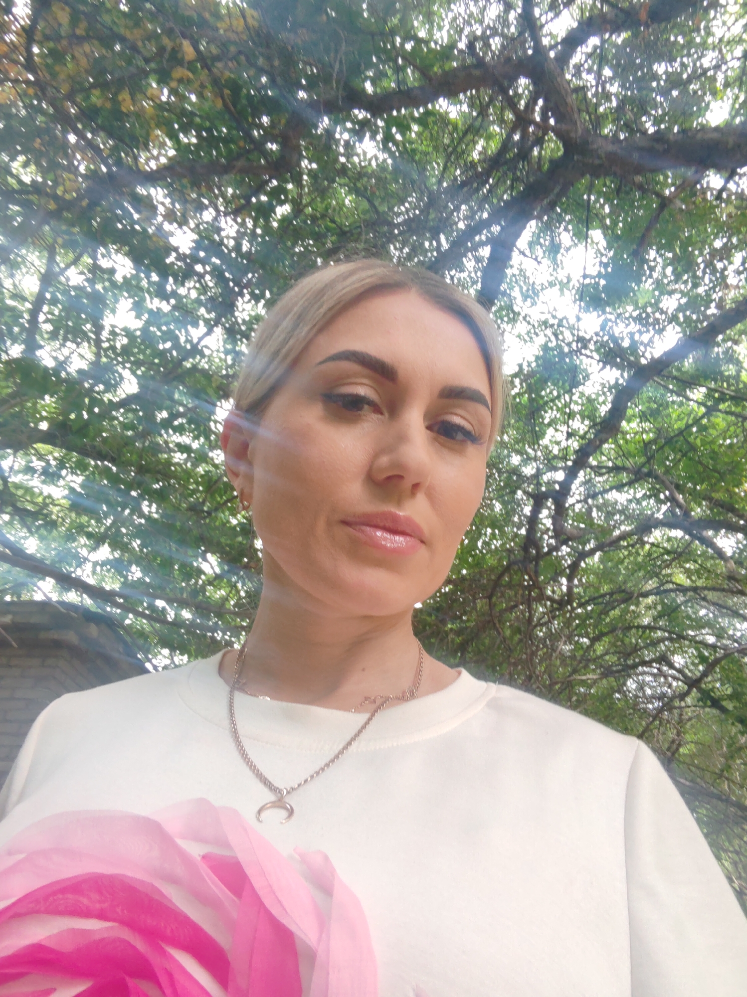Getting dressed up and heading out with flowers, Komsomolsk-on-Amur