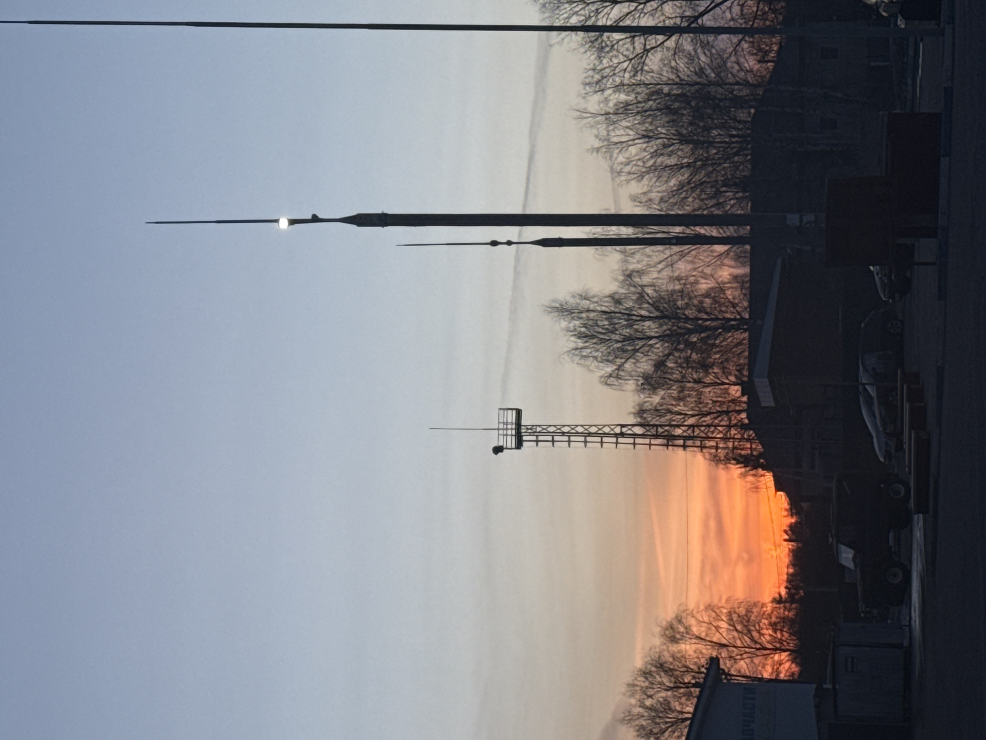 Everyday moments captured in Dmitrov during afternoon hours