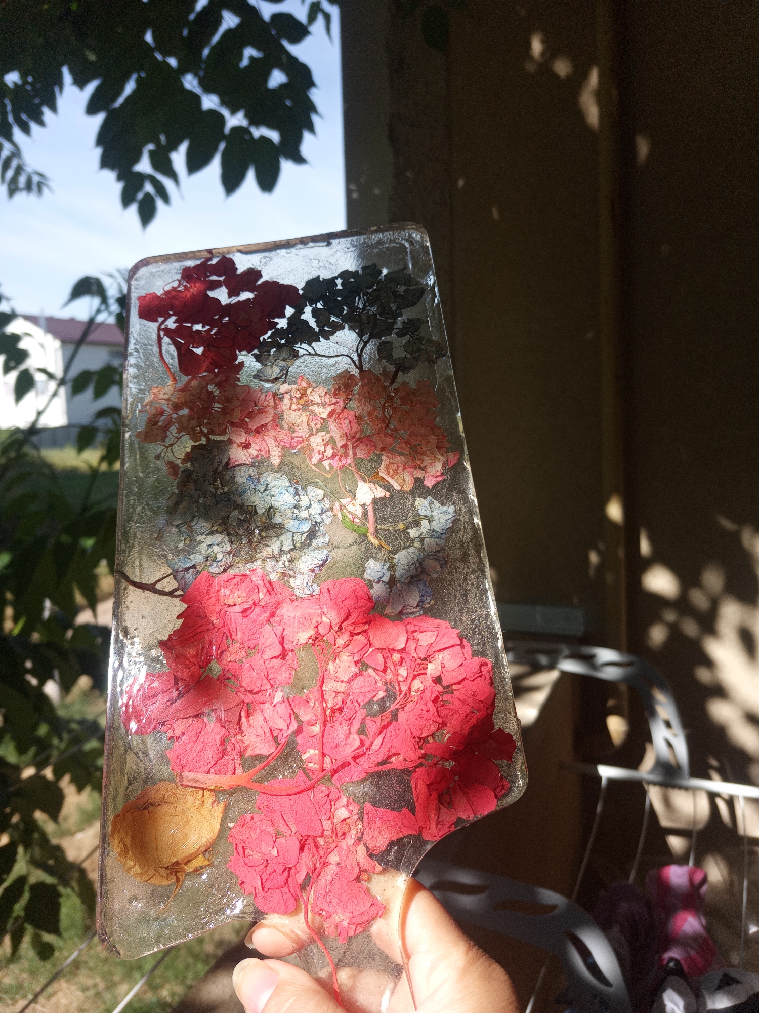 Handmade crafts, food, and everyday life in a Lymanka home