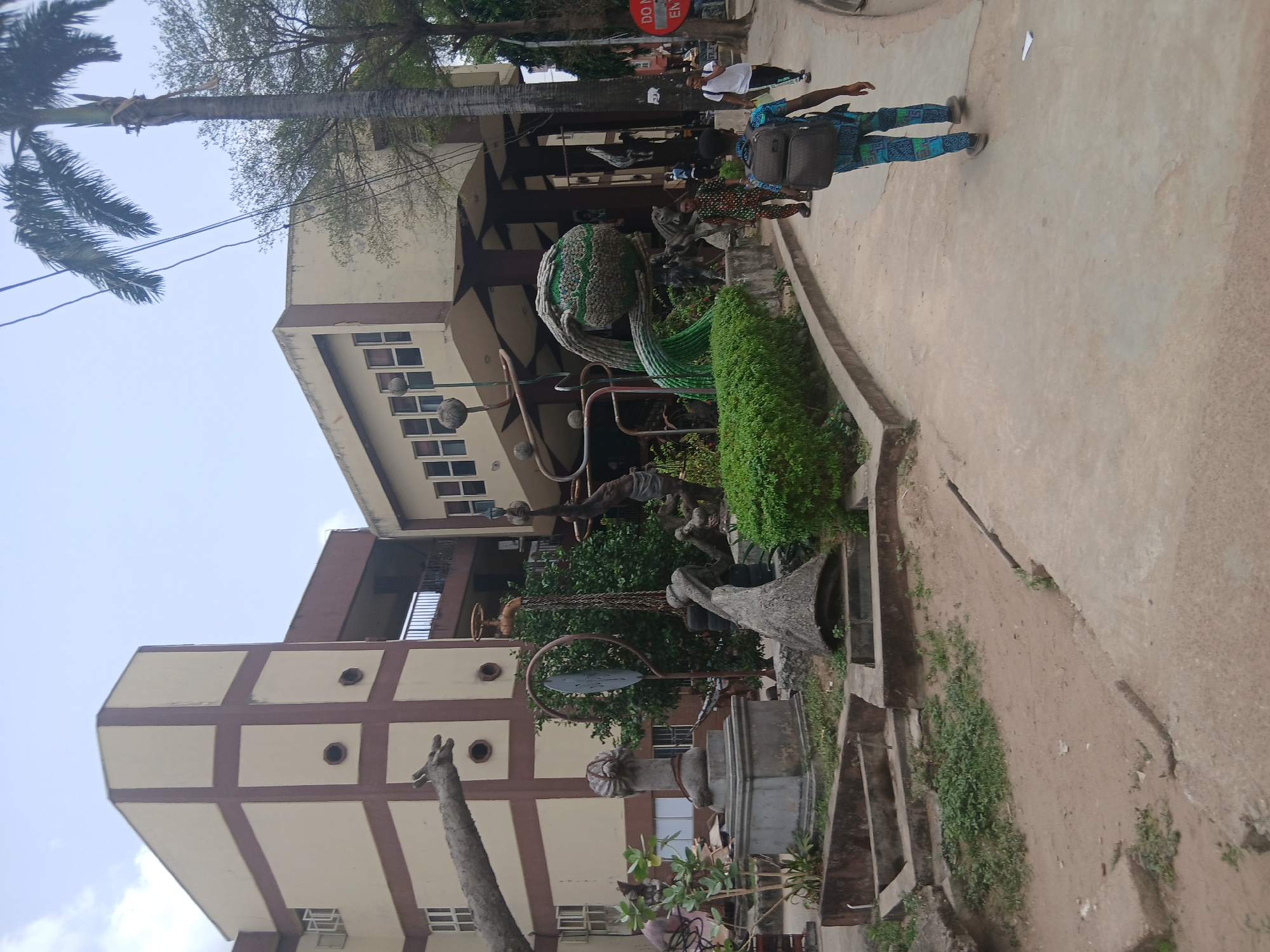 Ordinary street life documented across Lagos neighborhoods Friday morning