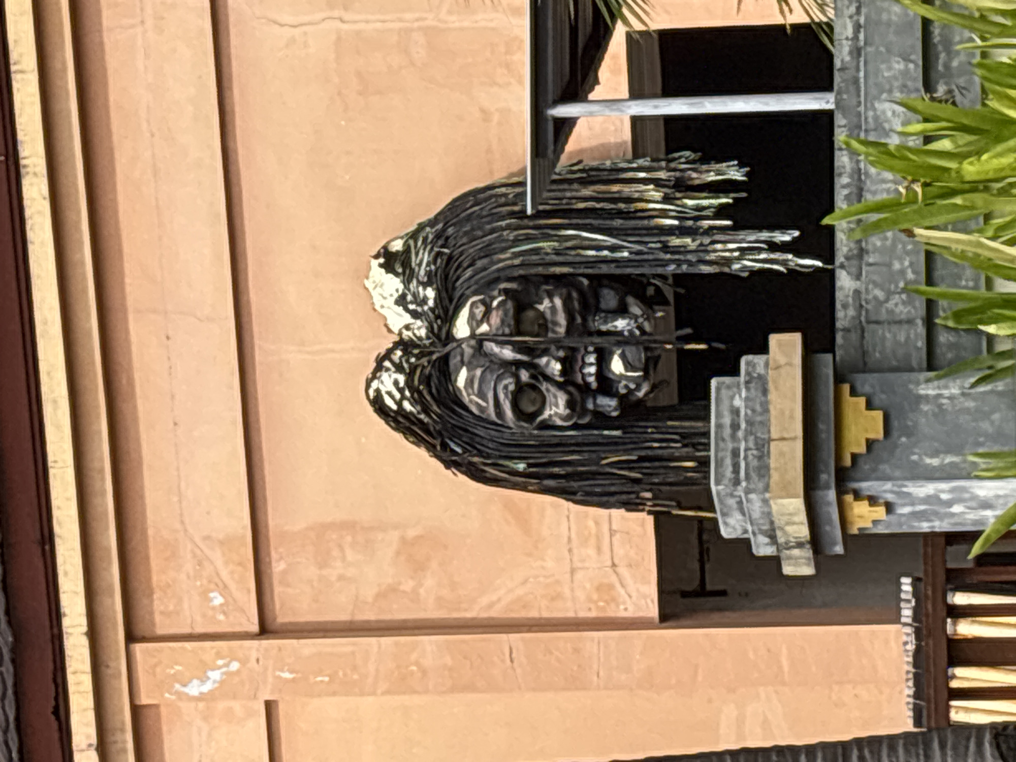 Street-level stroll through Kuta Selatan's palm-lined paths