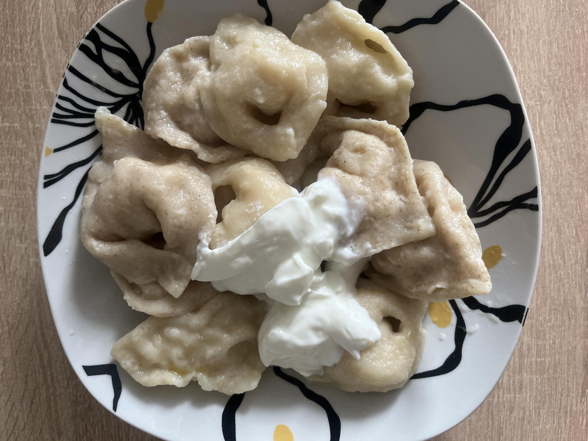 Quiet afternoon at home in Rybnitsa: dumplings, a chinchilla, and downtime