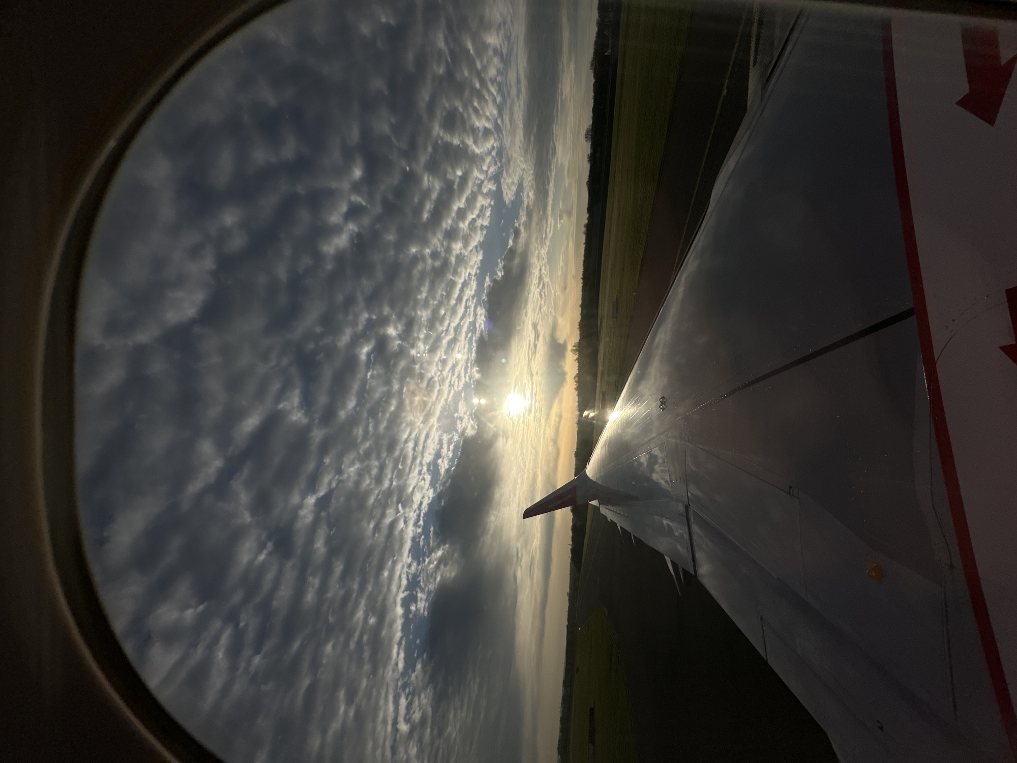 Commercial flight observed over Dortmund area during morning hours