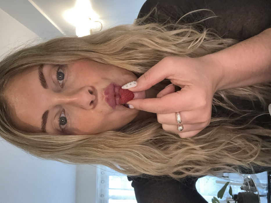 Woman documented eating, speaking, traveling around Paris Thursday afternoon