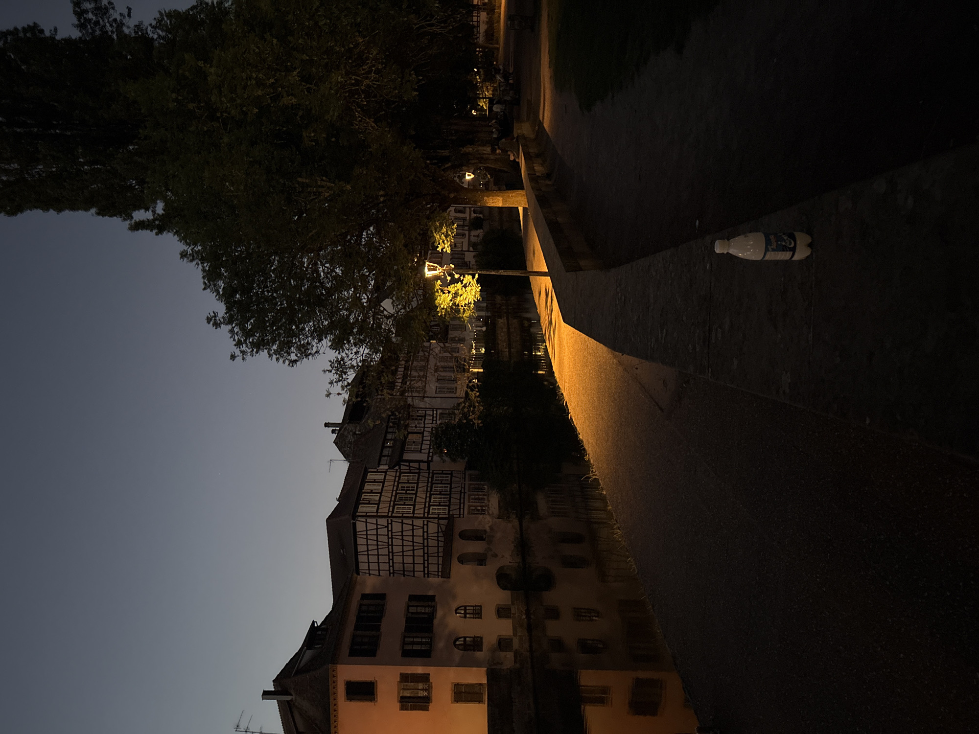 Evening stroll documented through Strasbourg's illuminated historic canals