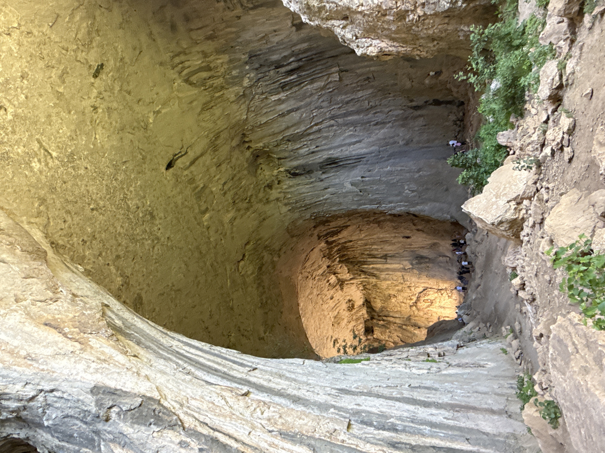 Cave formations documented near Karlukovo, Bulgaria including famous landmarks