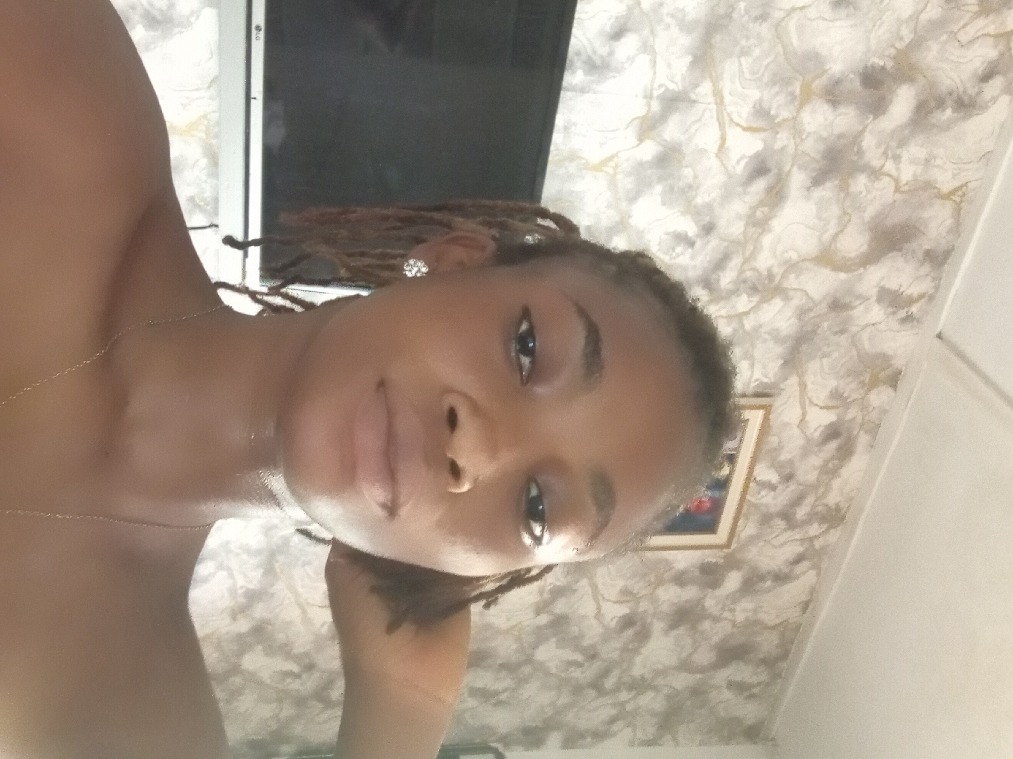 Person documents morning routine in Shagamu home