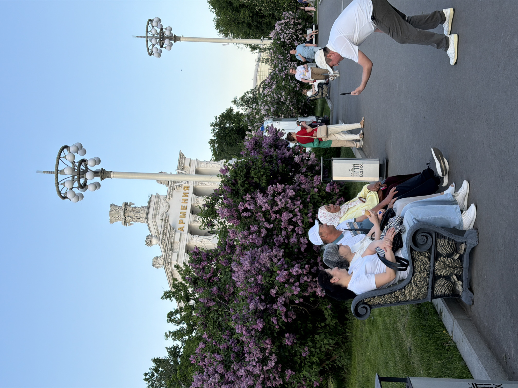 Families visit Moscow's VDNKh exhibition during spring bloom season