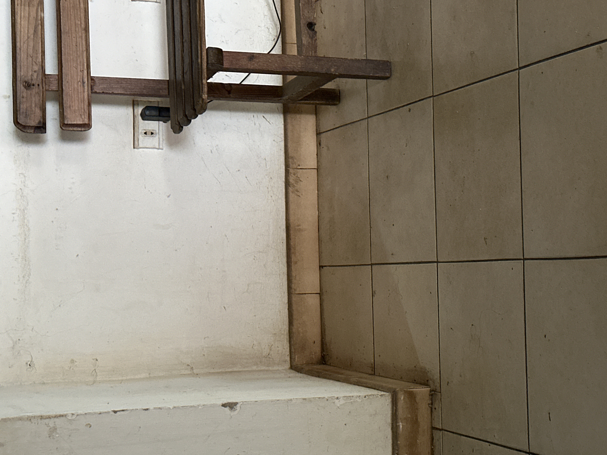 Domestic life documented in Juan Griego, Venezuela residence