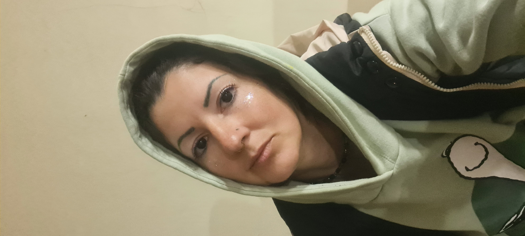 Woman in cartoon hoodie spotted in Nahariyya