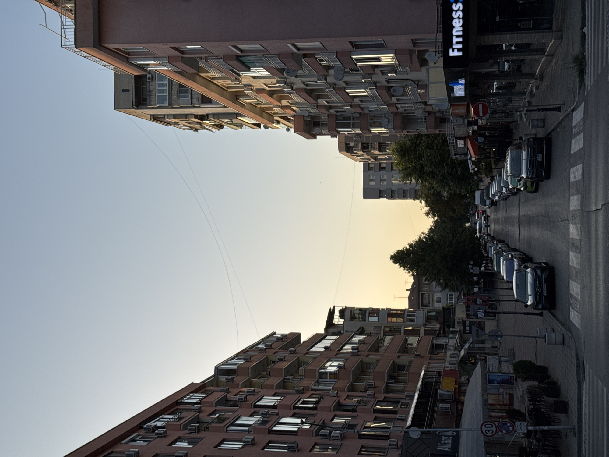 Street-level tour through Ruse's mix of old blocks and new builds
