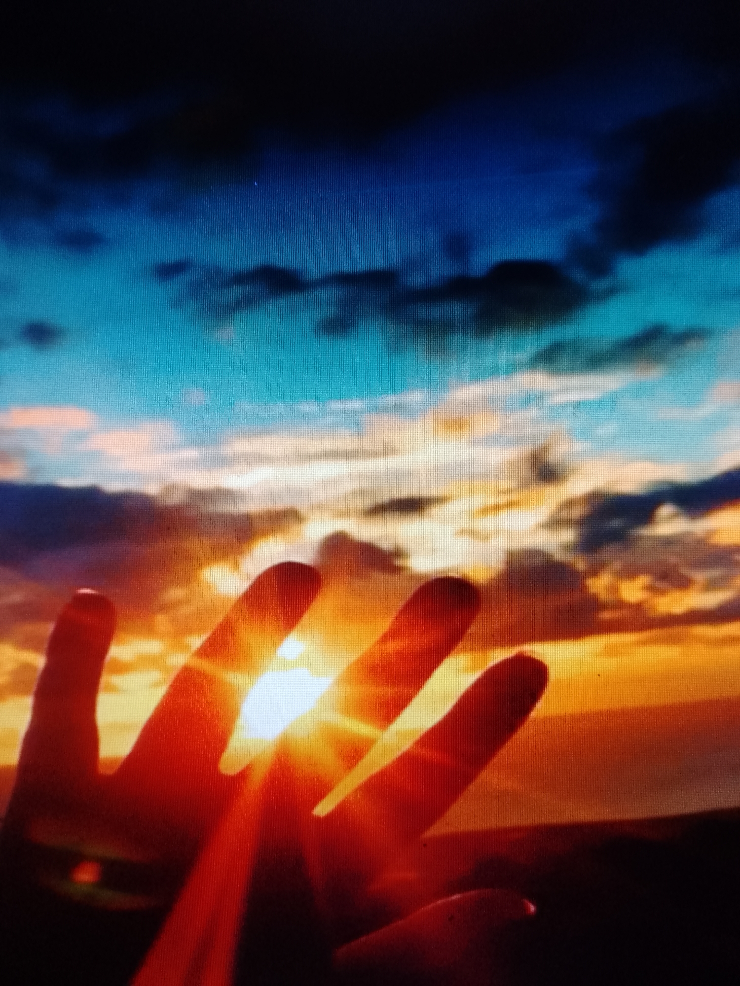Artistic moments captured: sunsets, paintings, nature, human touch