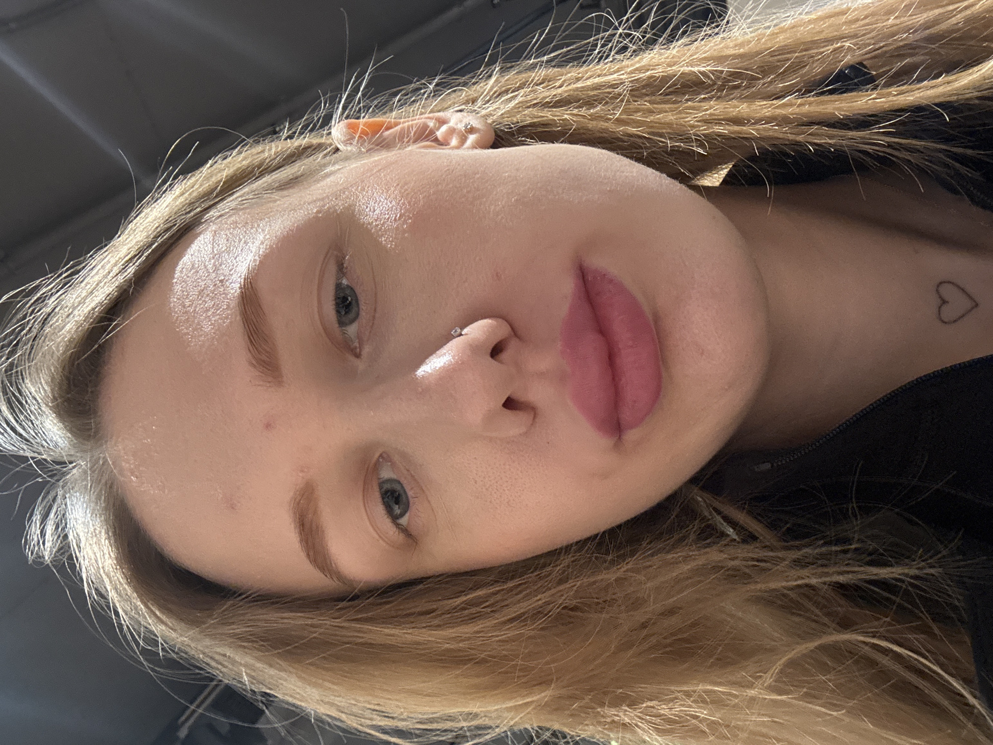 Woman takes selfies while shopping in Rostov-on-Don store