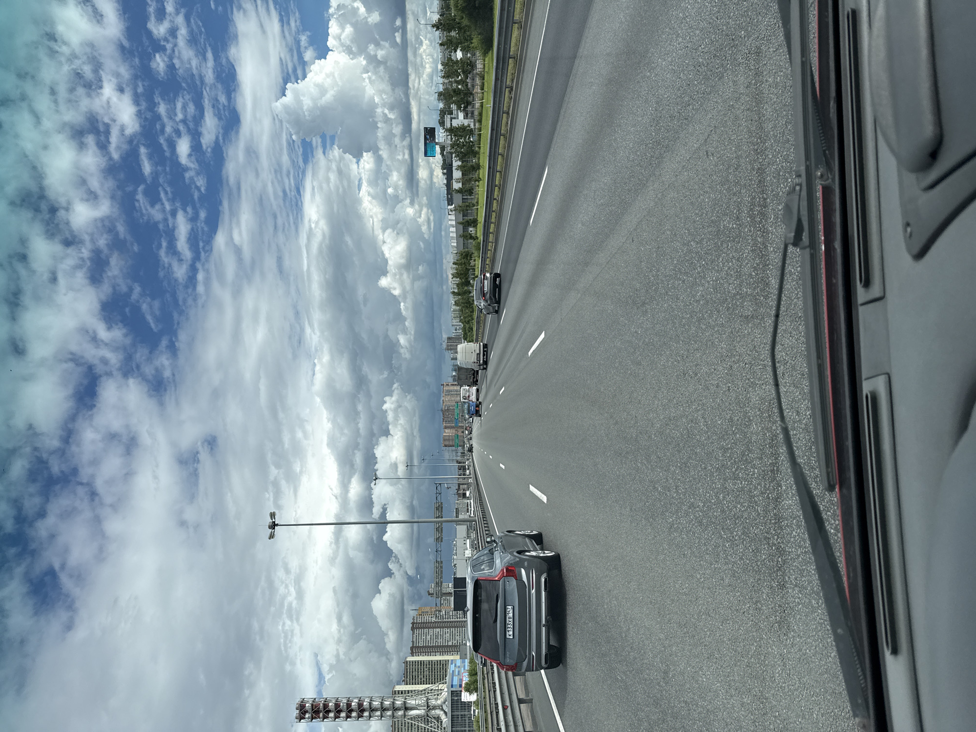 On the road through Saint Petersburg's highway network