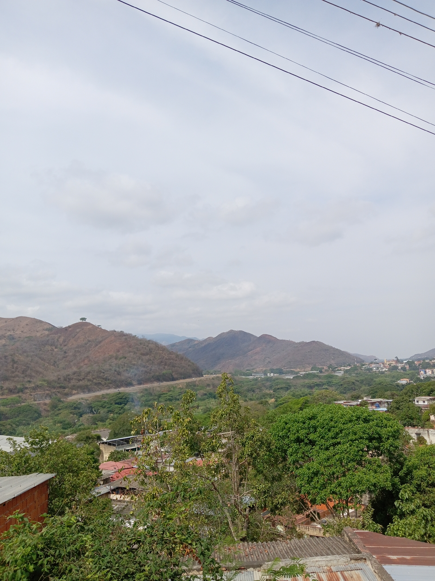 Overcast day viewed from elevated position in Las Tejerías