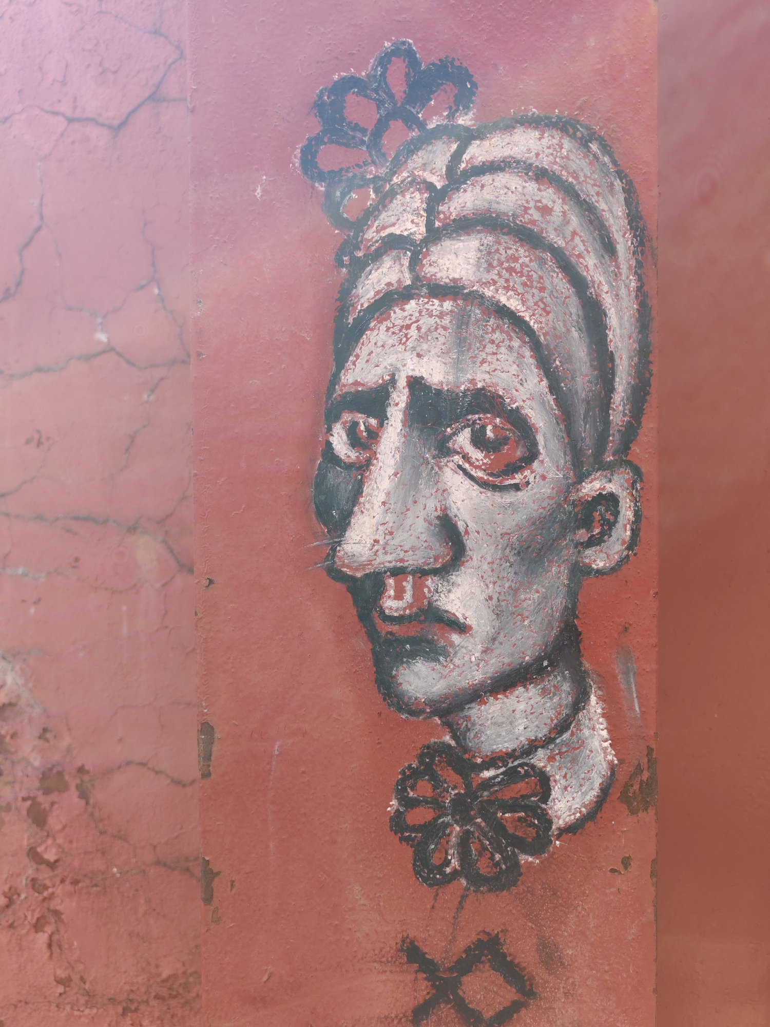 Moscow's street and gallery art scene, one morning in June