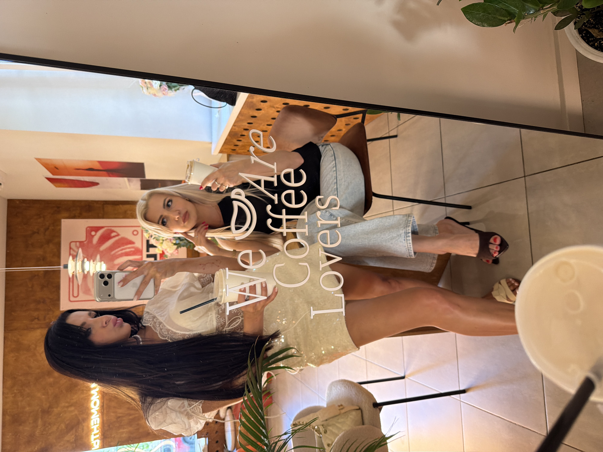 Café hangout in Novaya Usman', selfies and drinks