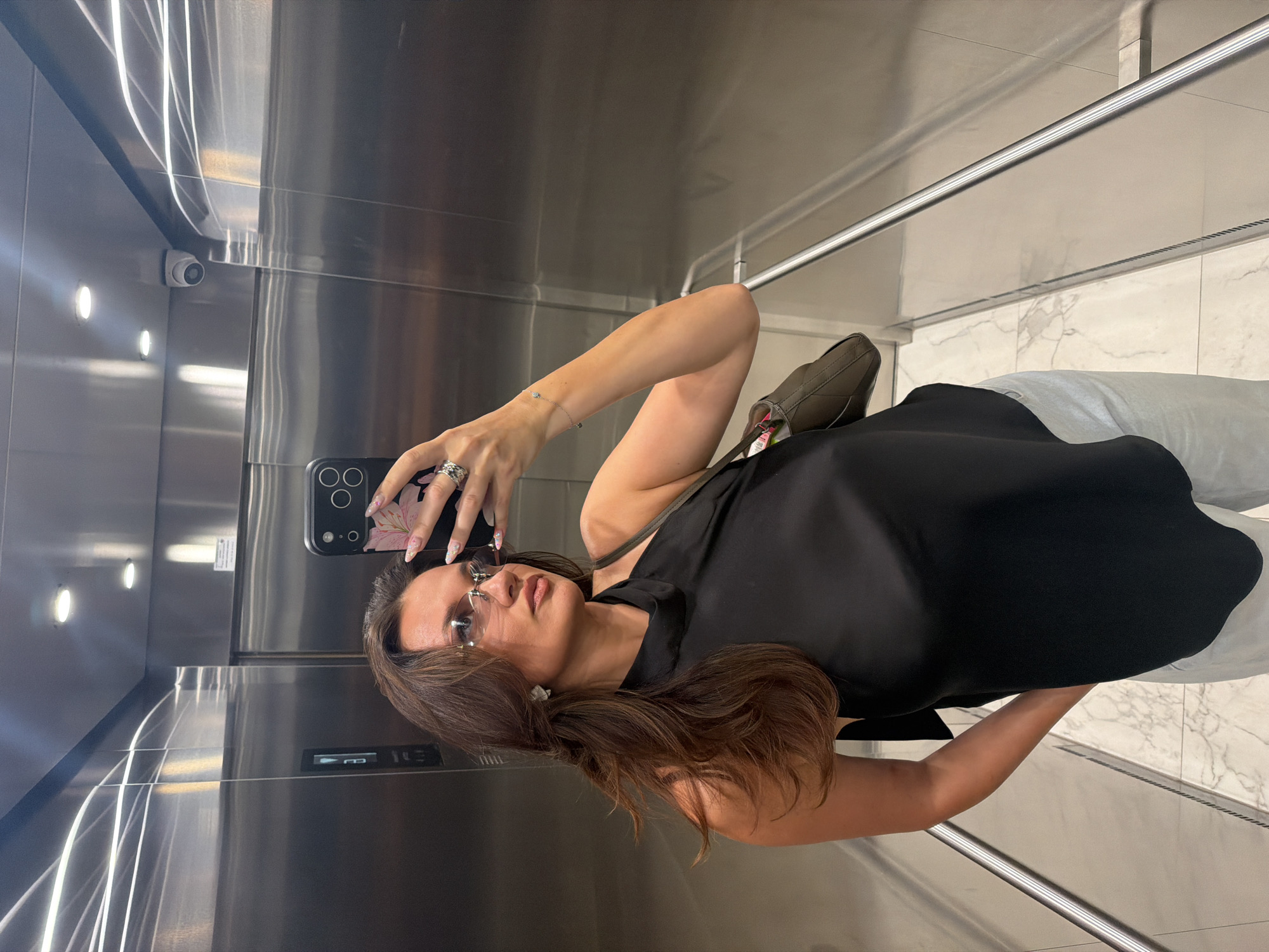 Quick selfies in a Belgrade elevator and outdoors