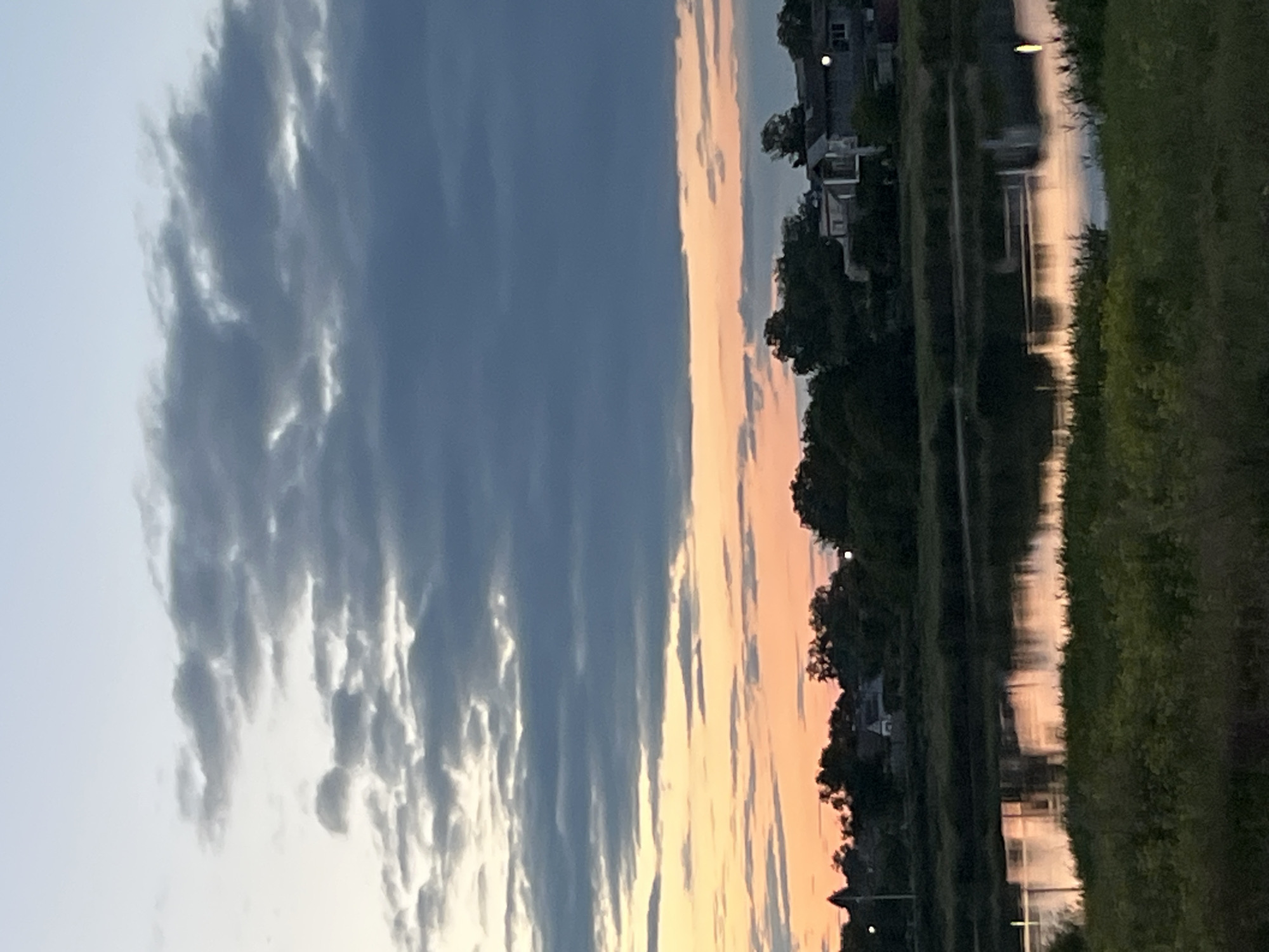 Twilight nature scenes documented in Kryvyi Rih, Ukraine