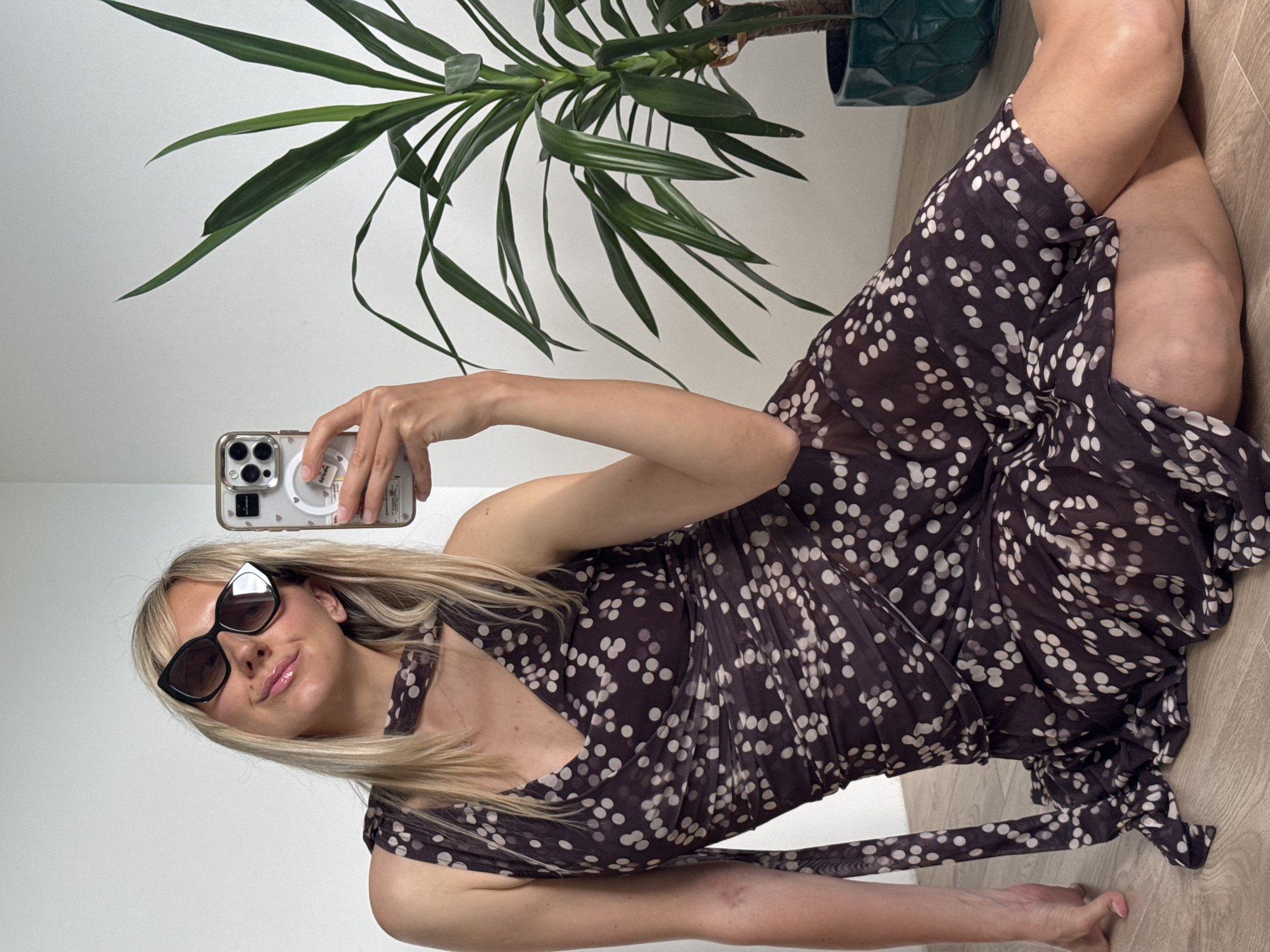 Afternoon outfit selfies at home in Carnikava, pets included
