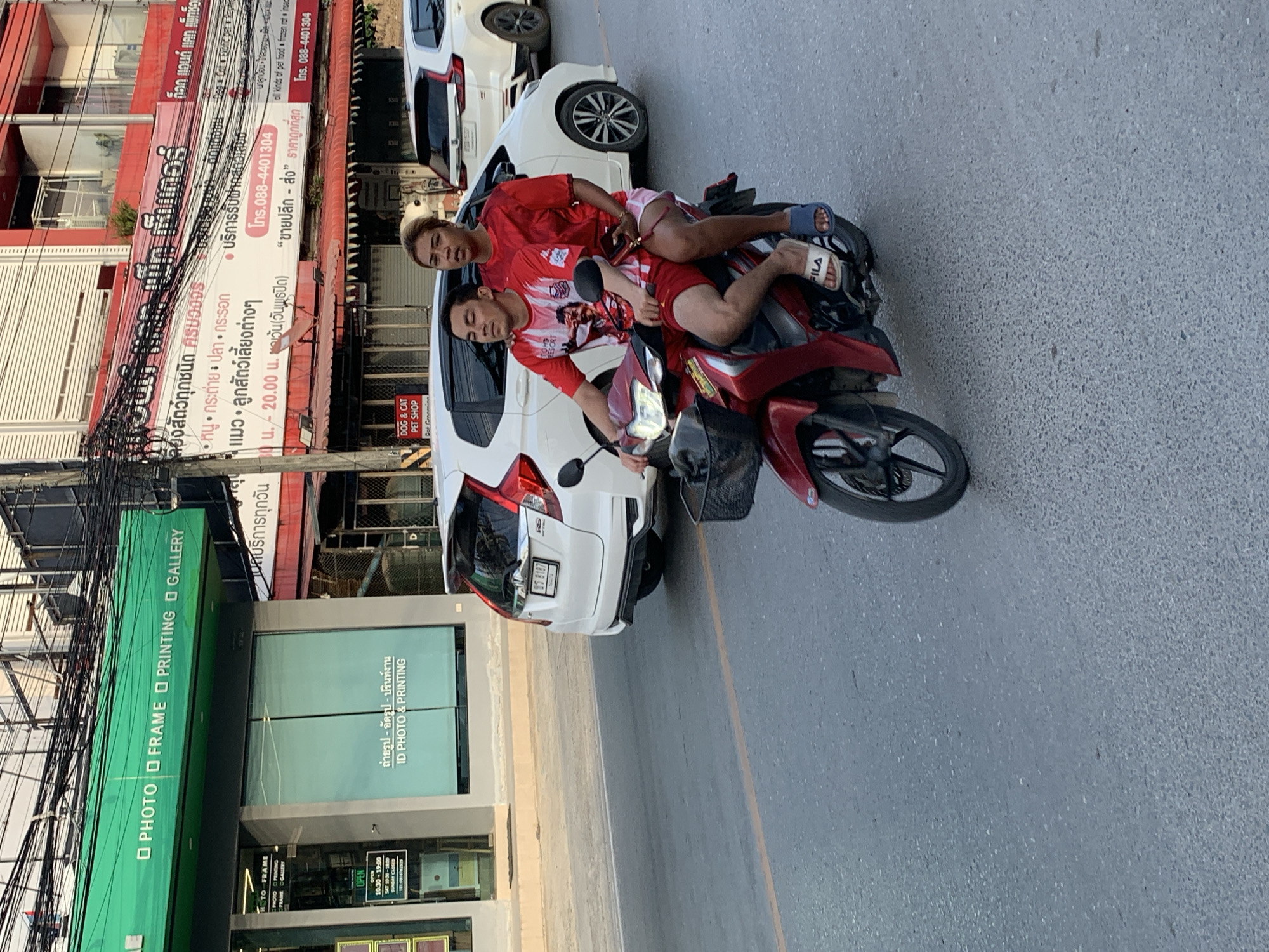 Everyday road traffic moving through Ko Samui District