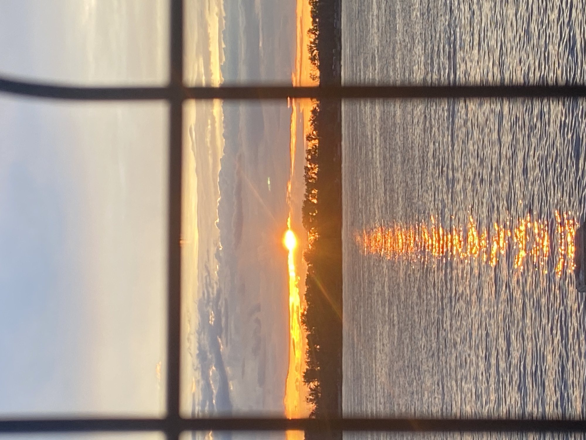 Volga River sunset watched from the Novokuybyshevsk bank