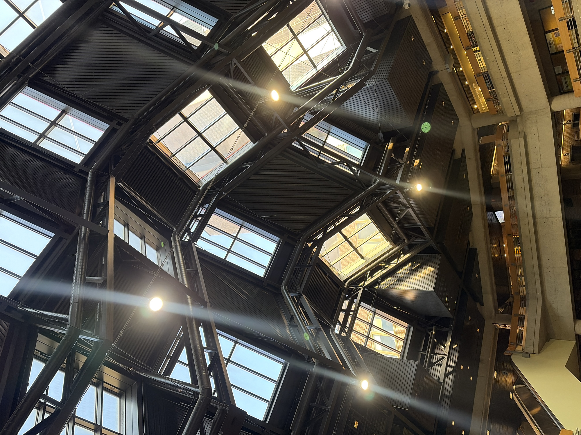 Montreal moments: indoor architecture and outdoor portrait captured