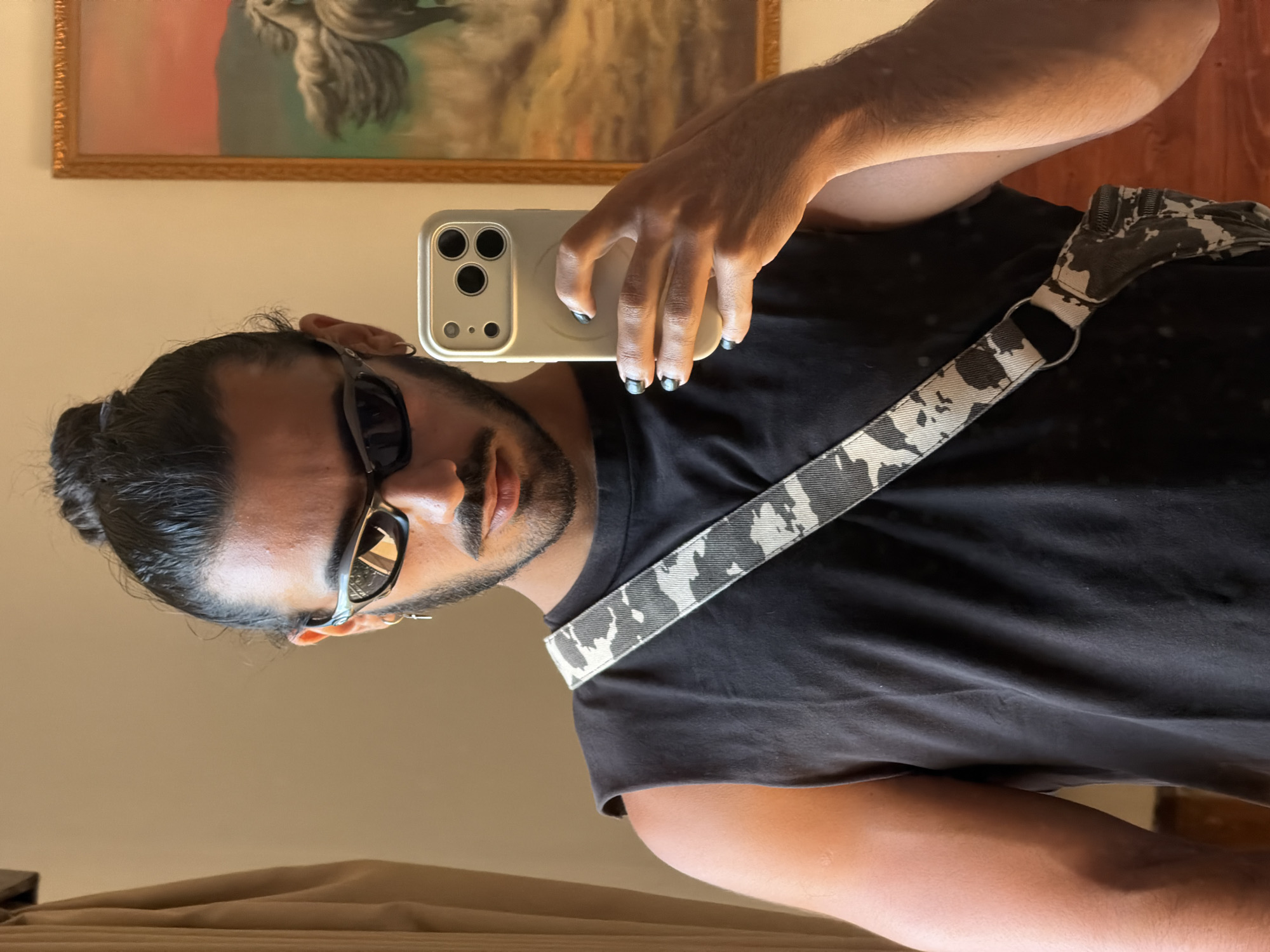 Mirror selfie session in a North Kuta room, Bali.