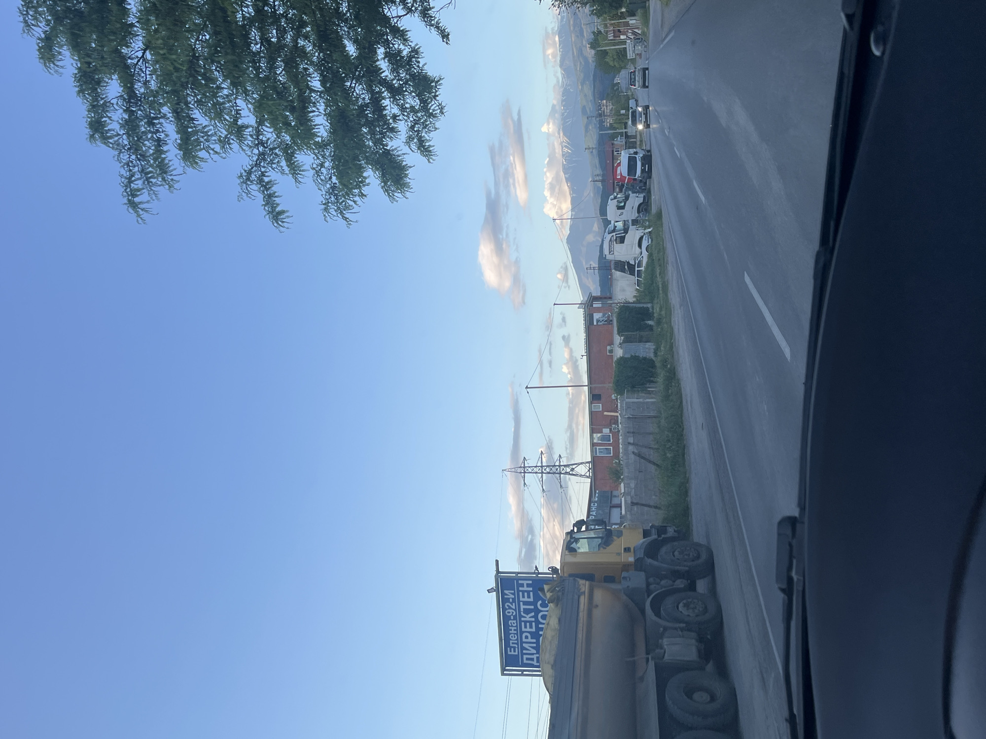 Vehicle captures roadside truck with sign near Blagoevgrad, Bulgaria