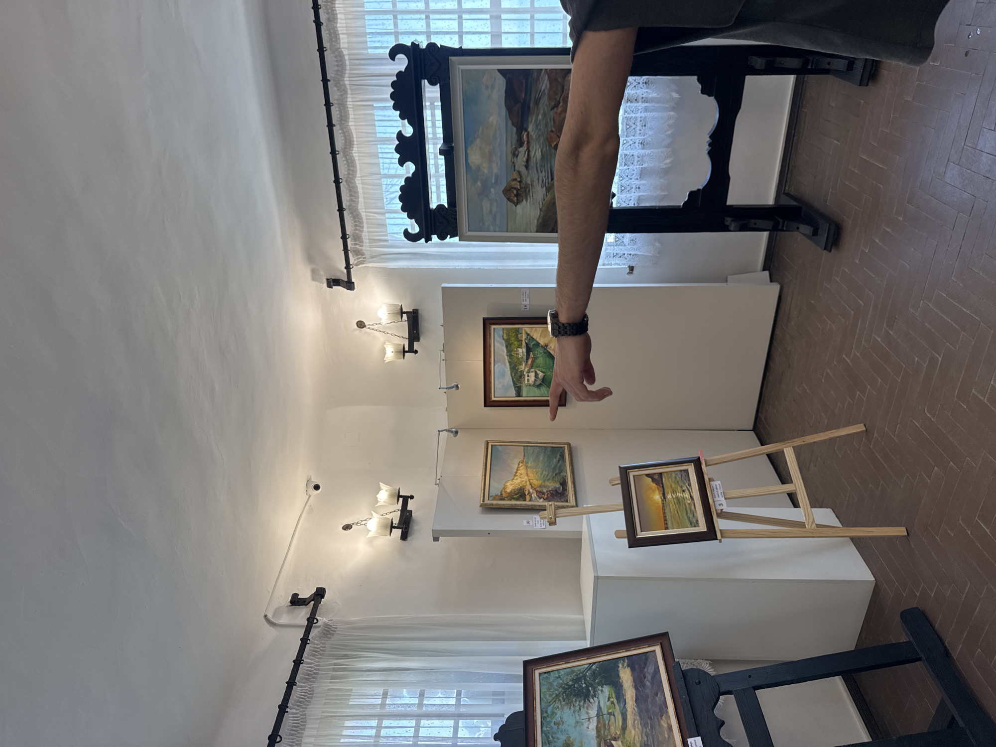 Tourist documents comprehensive afternoon tour of Balchik Bulgaria attractions