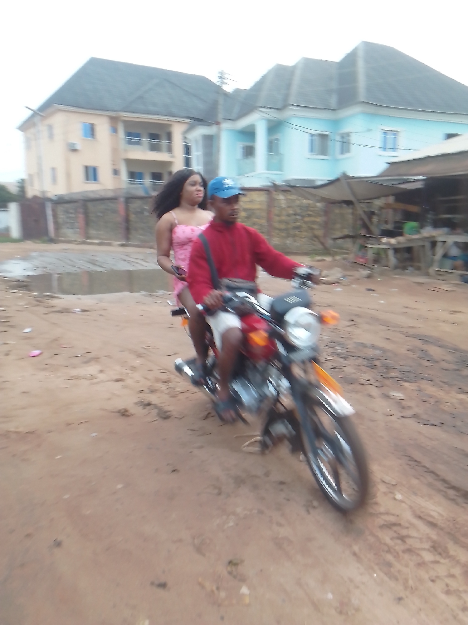 Morning street life documented across Owerri, Nigeria