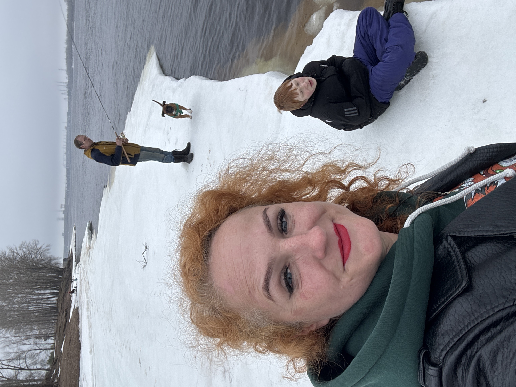 Fishing outing with dog captured in selfies at Chaikovsky reservoir