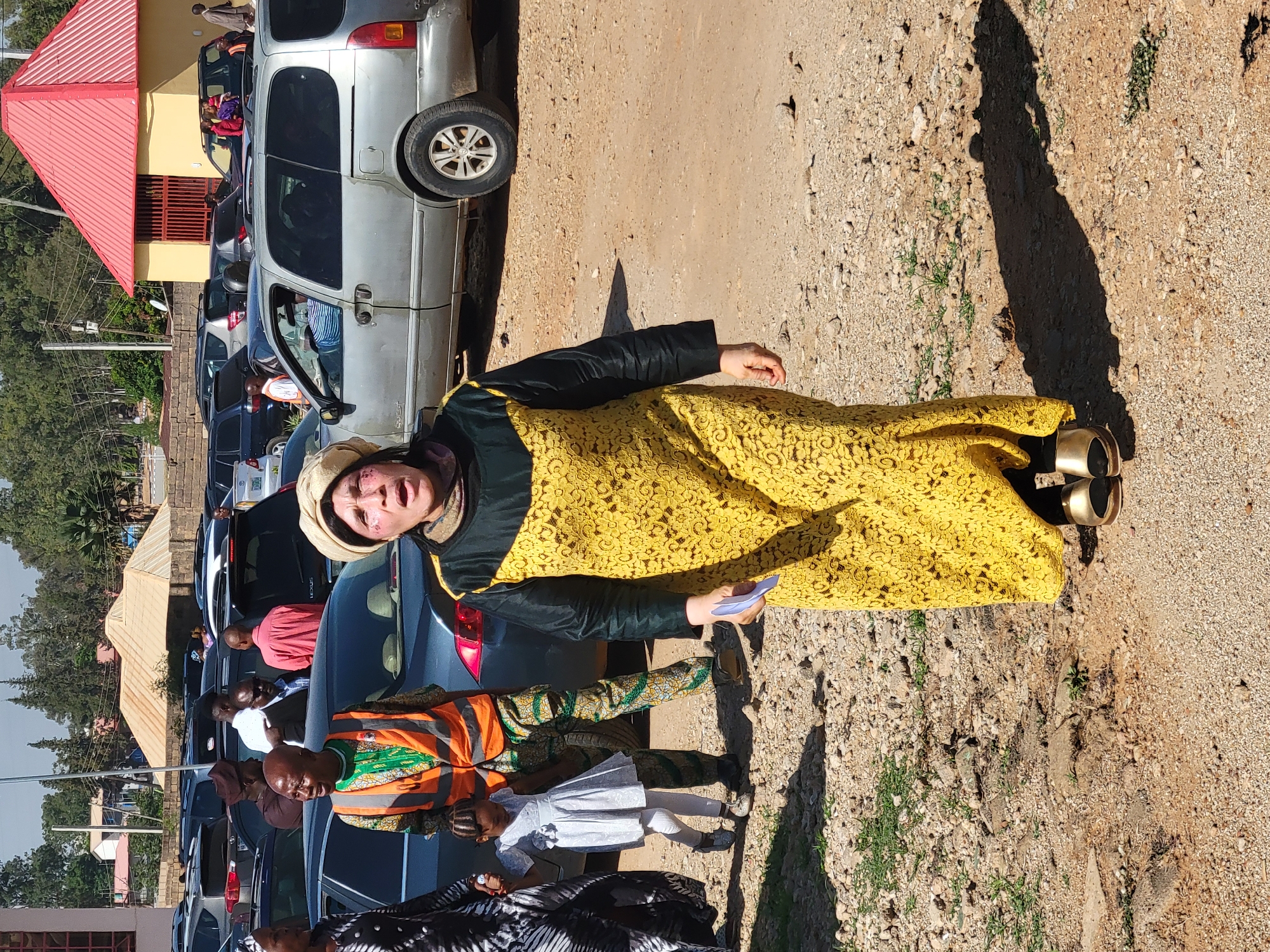 Morning market life and daily routines documented in Gura Top