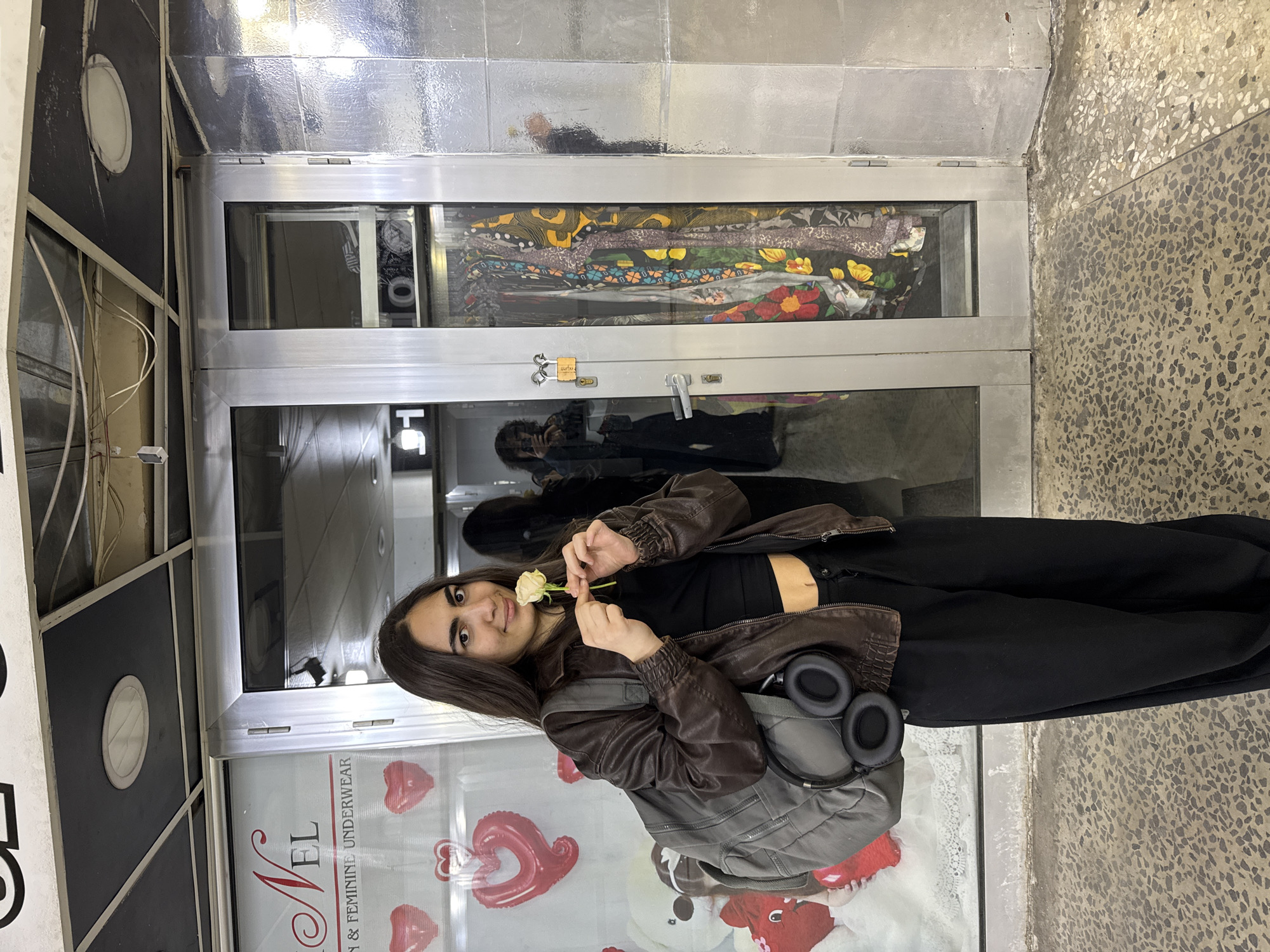 Everyday moments captured around Yerevan: flowers, pavement, ice cream
