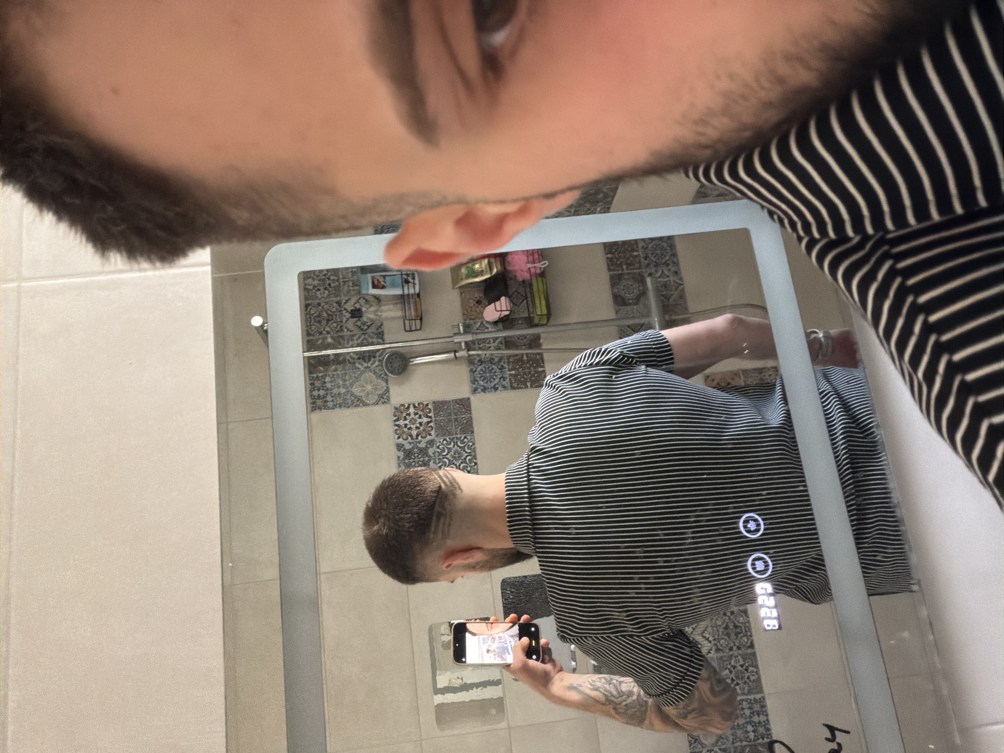 Man Takes Bathroom Mirror Selfies in Bulgarian Village