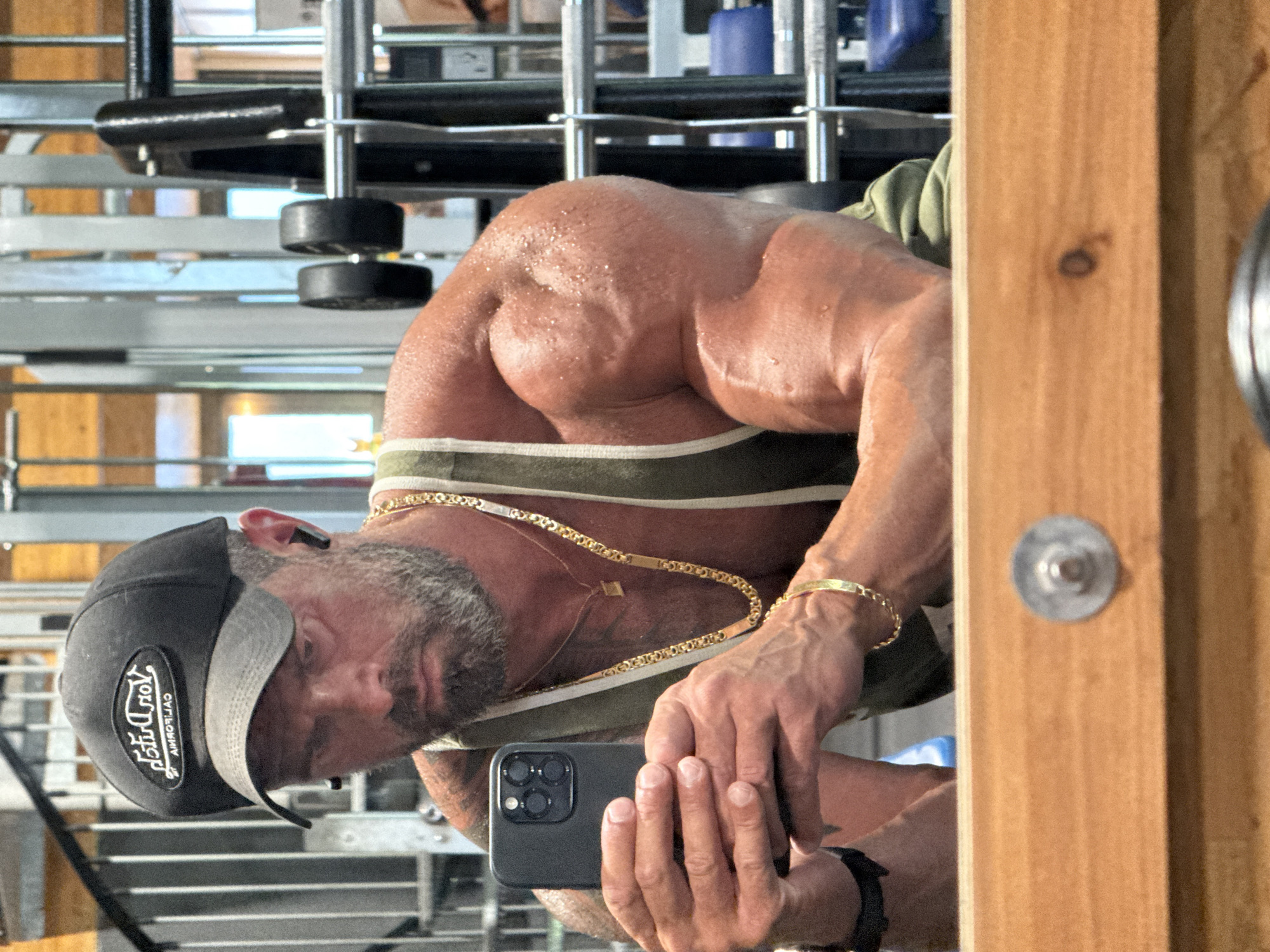 Man Takes Gym Selfies at Jemelle Fitness Center