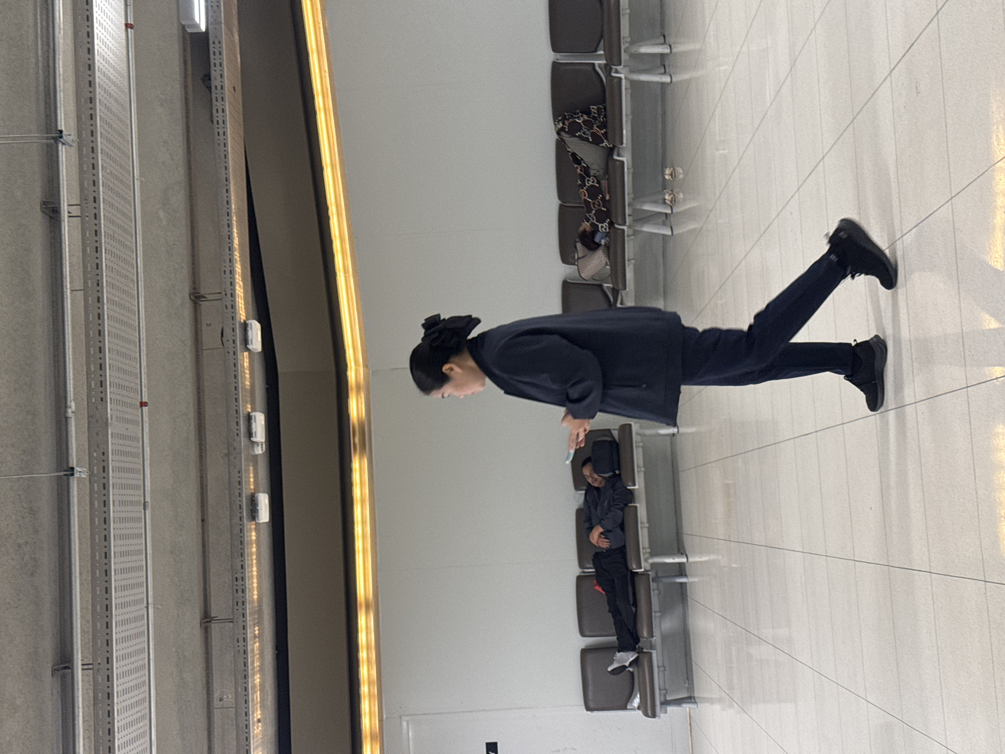 Busy scenes inside Suvarnabhumi Airport, Bangkok