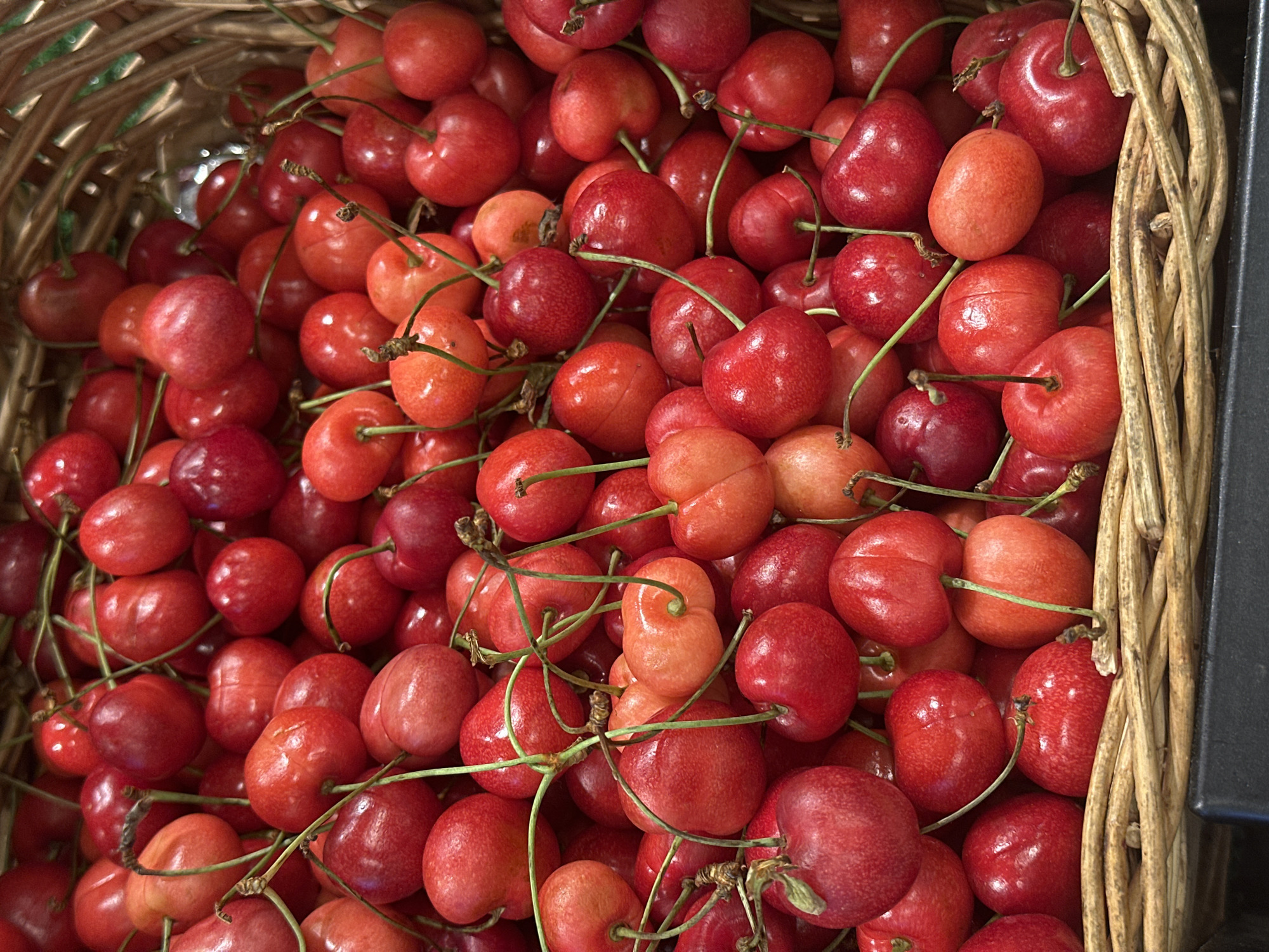 Summer market day in Moscow: fresh fruit, flowers, and a carousel