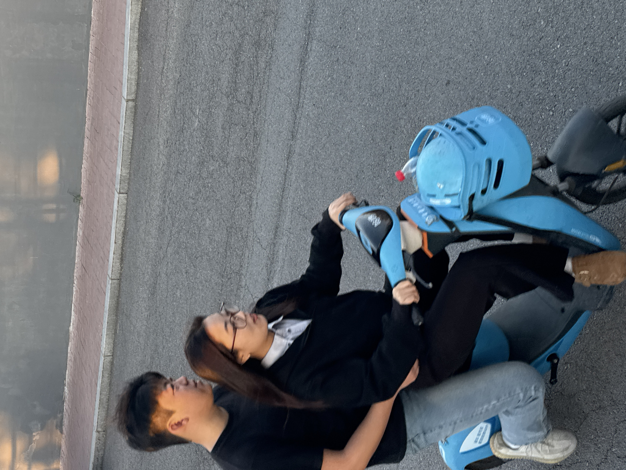 Electric scooter traffic observed in Zhongtun, China streets