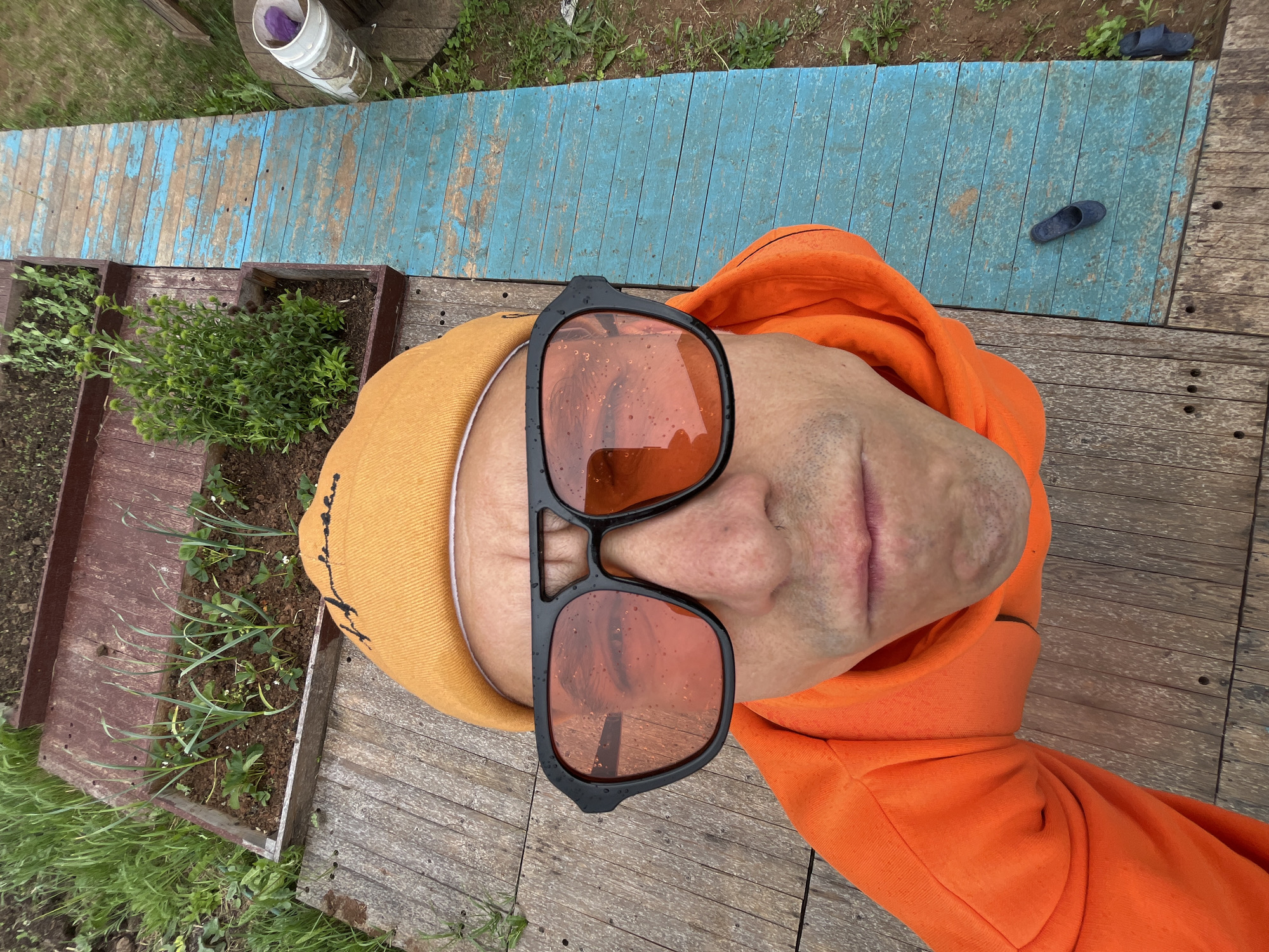 Casual photos document morning hours in Chaikovsky, Russia