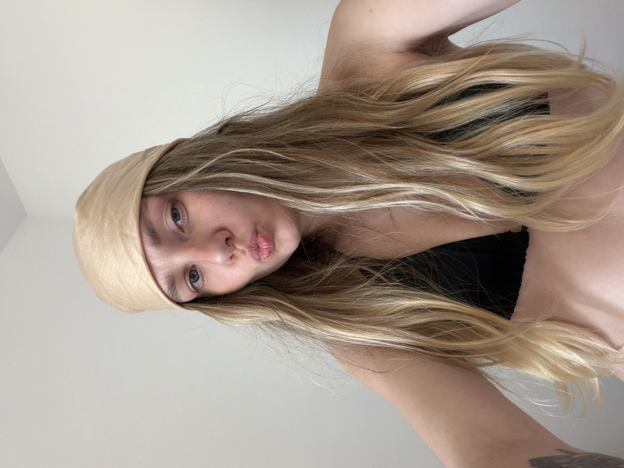 Selfie taken in Tel Aviv by person in headscarf