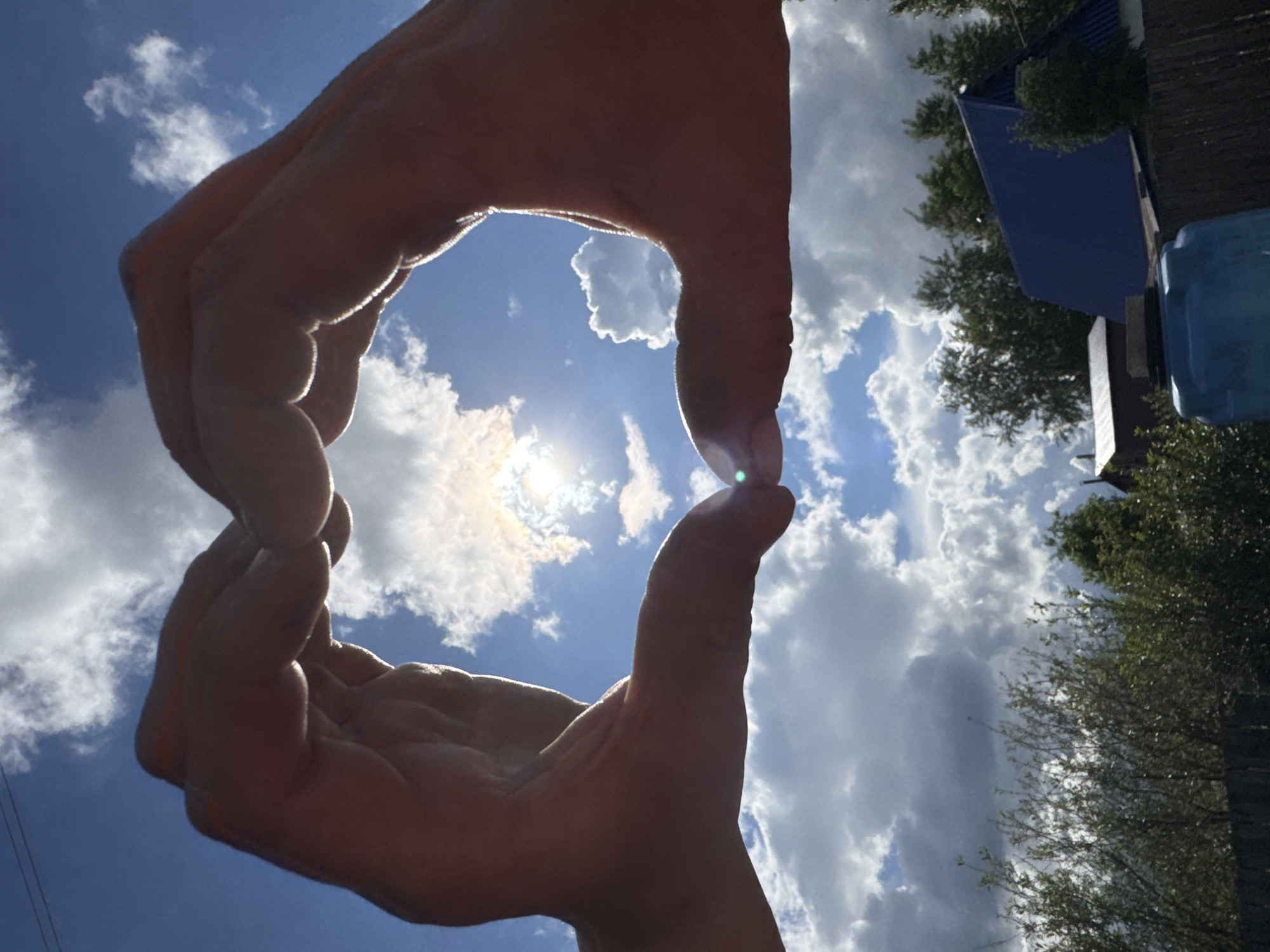 Couple captures casual photo session in Chaikovsky, Russia