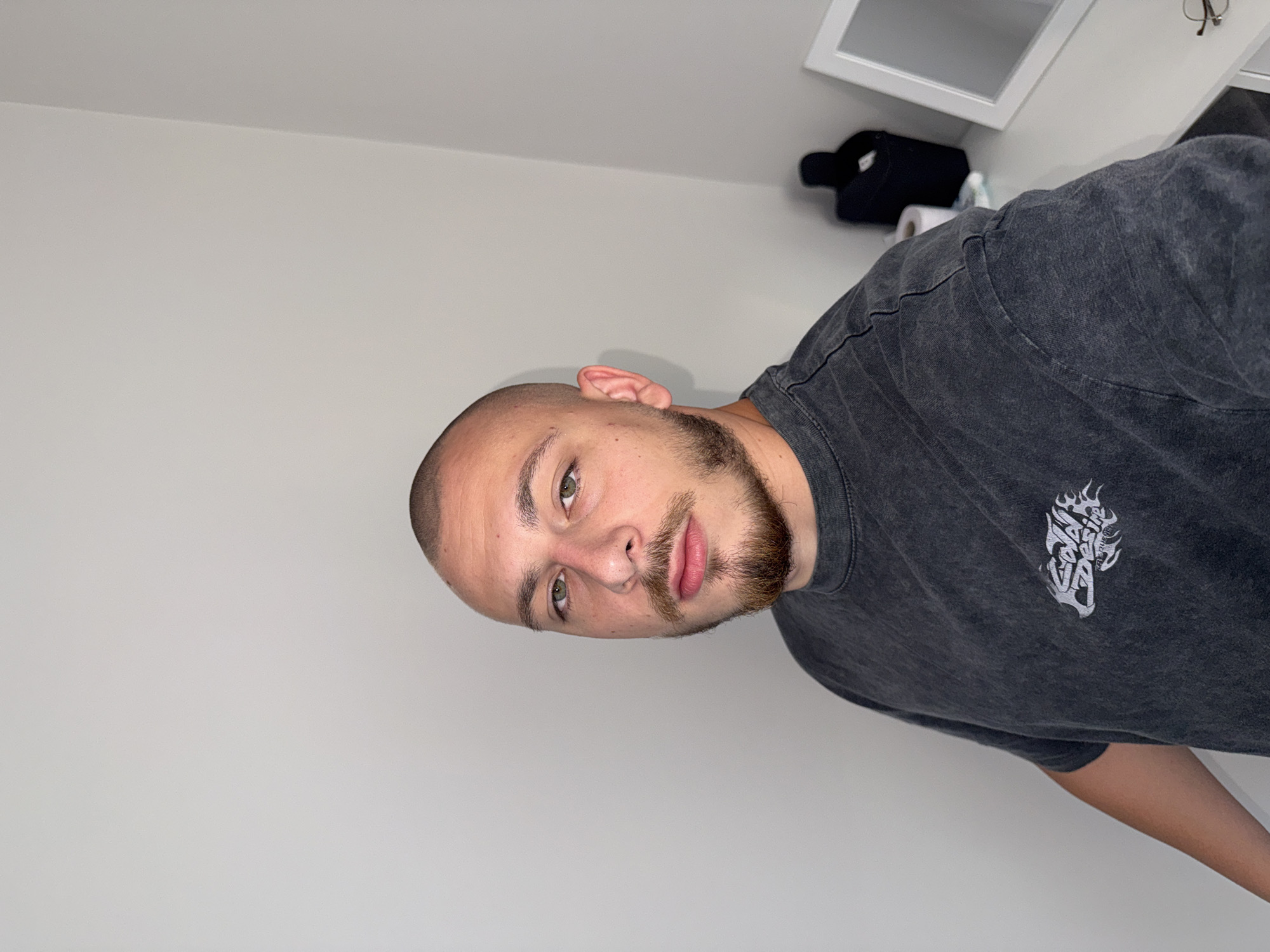 Quick selfie session in a Stara Zagora bedroom, July 2026