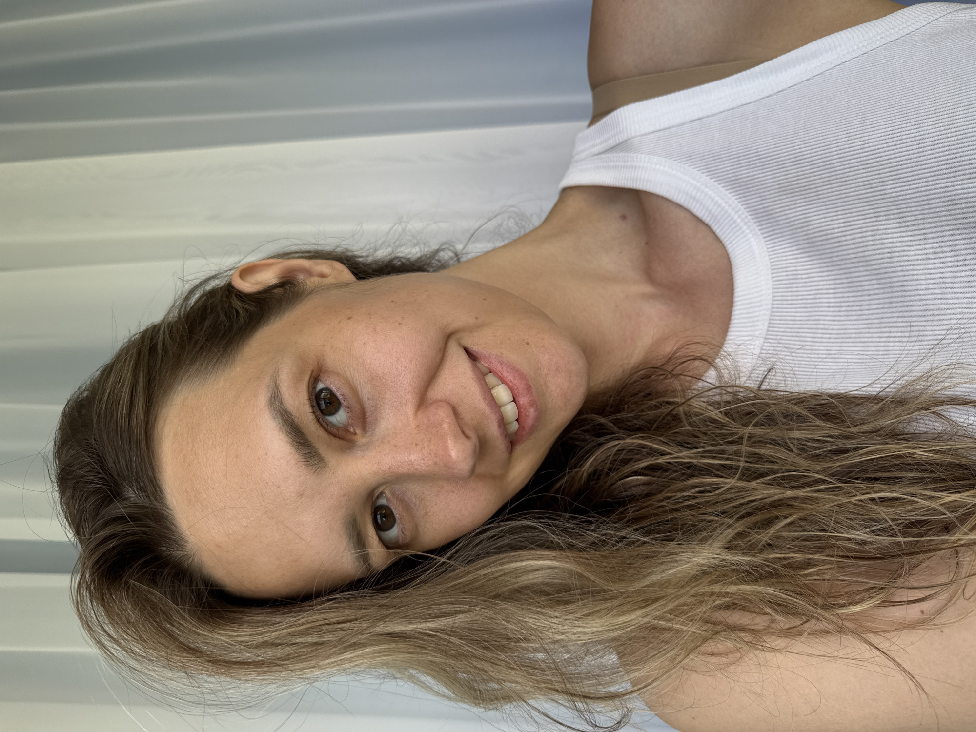 Woman documents wellness treatment visit in Nebug resort