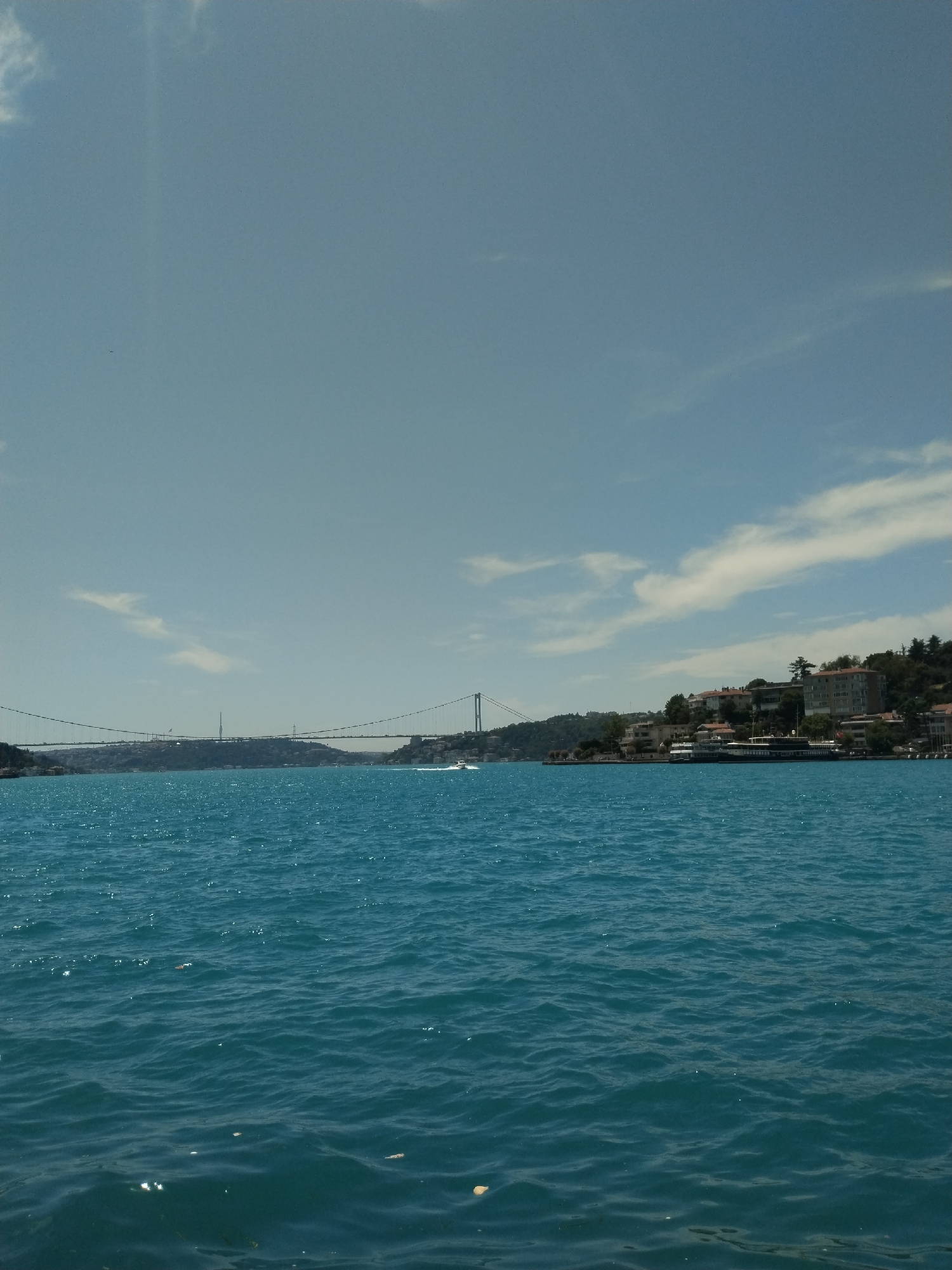 Clear skies and turquoise waters documented in morning photographs