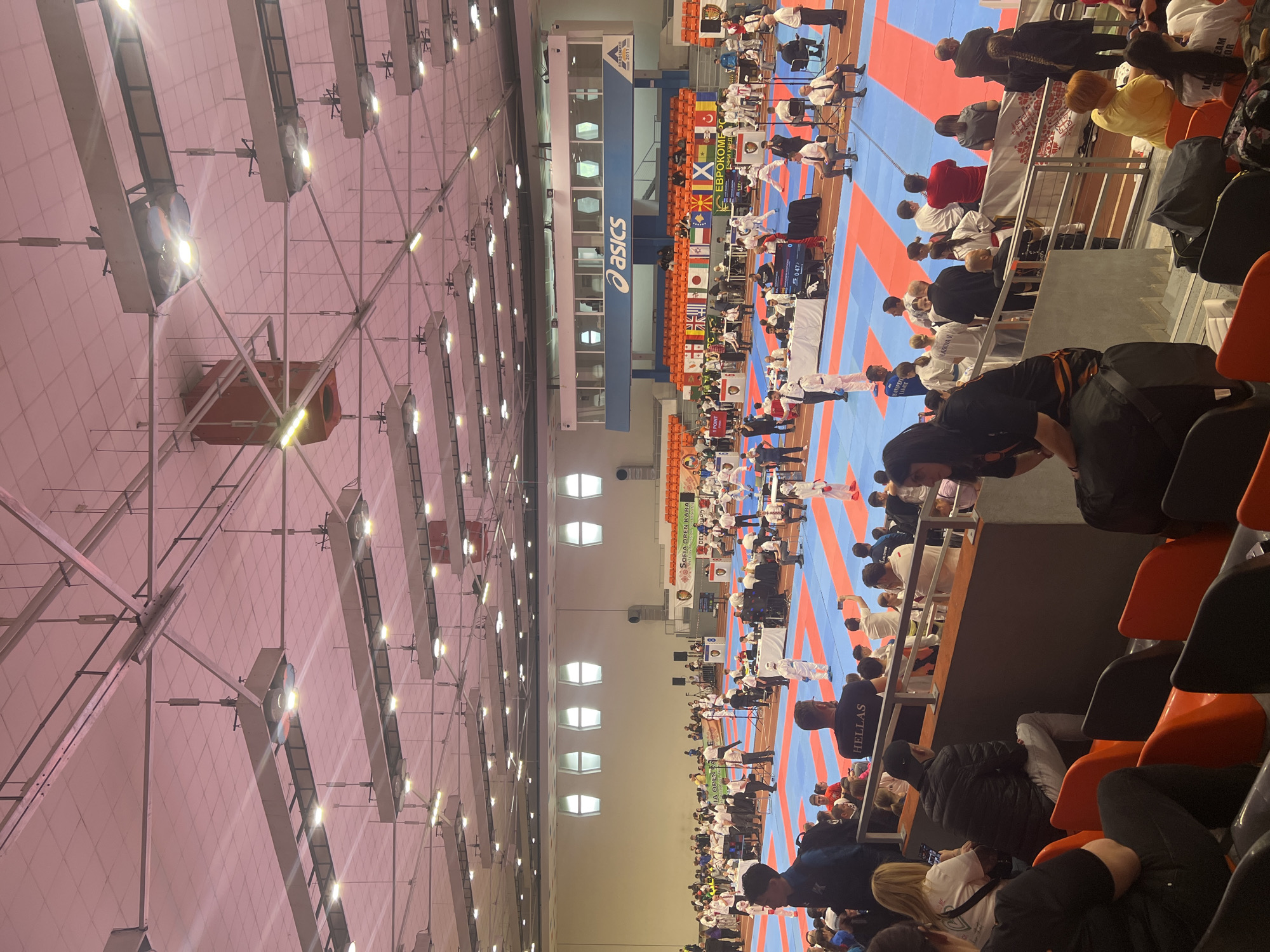 Indoor sports competition draws crowds in Sofia arena